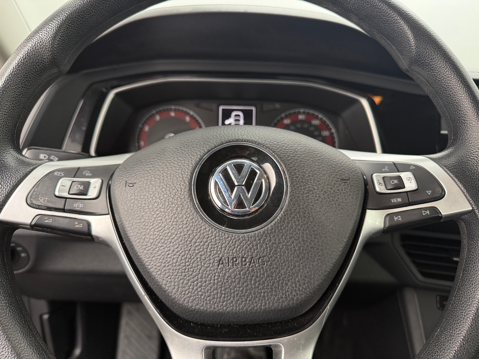 Thumbnail: 2019 Volkswagen Jetta - 5