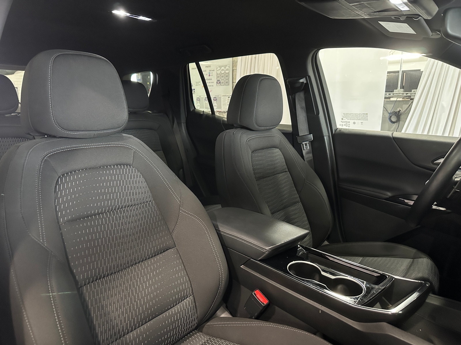 Thumbnail: 2025 Chevrolet Equinox - 2