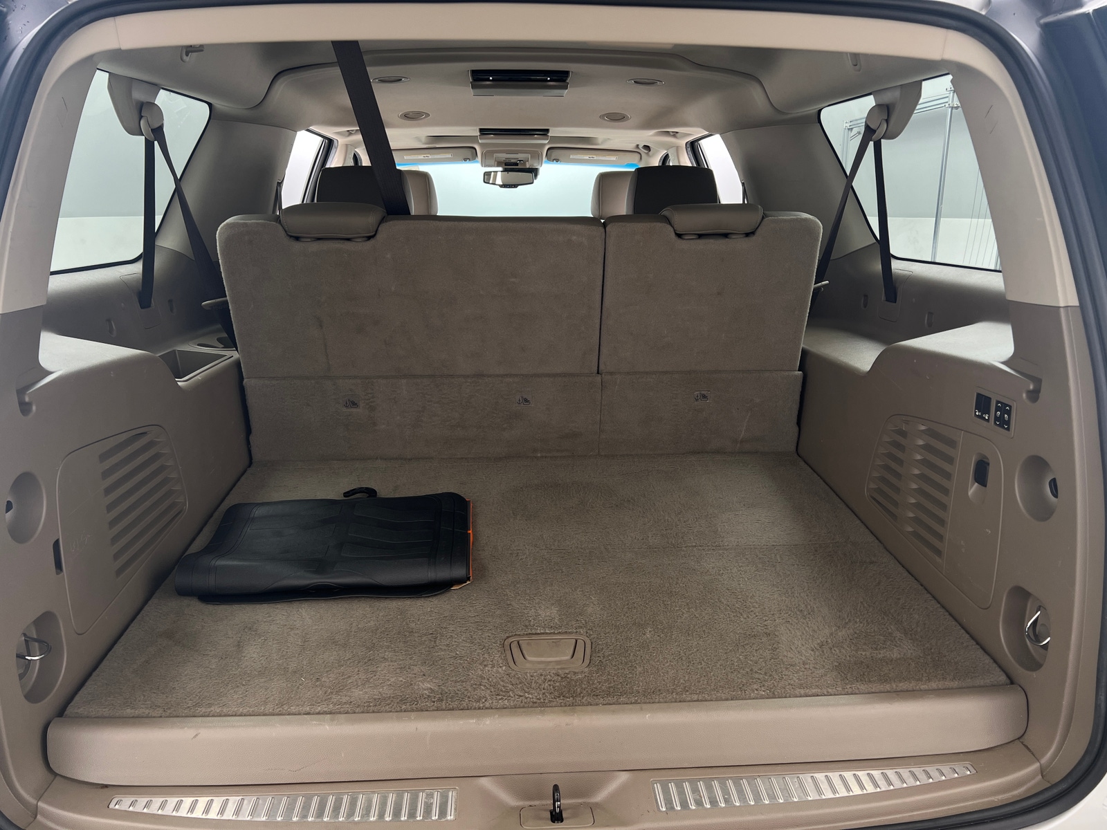 Thumbnail: 2017 GMC Yukon XL - 6