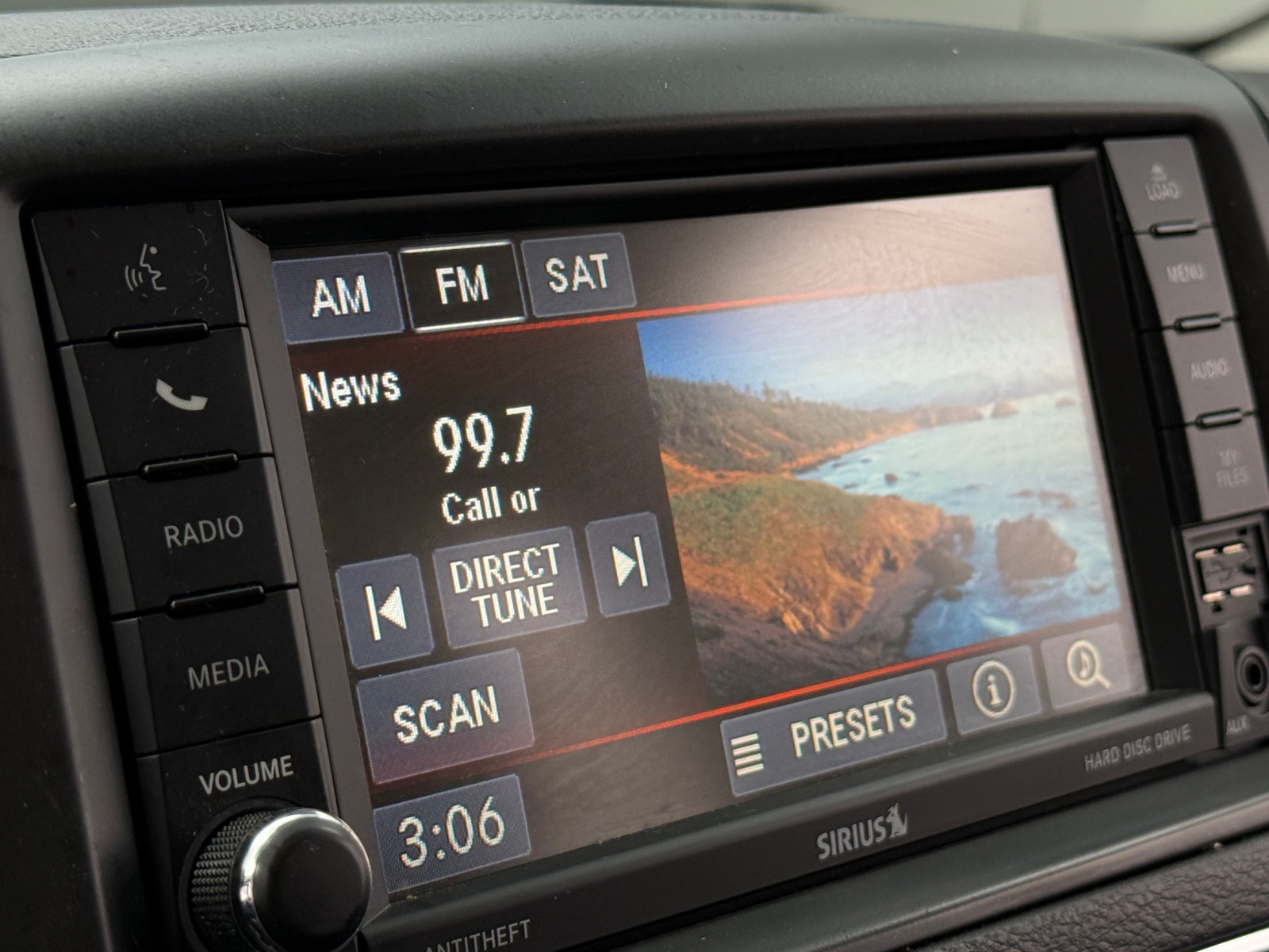 Thumbnail: 2018 Dodge Grand Caravan - 4