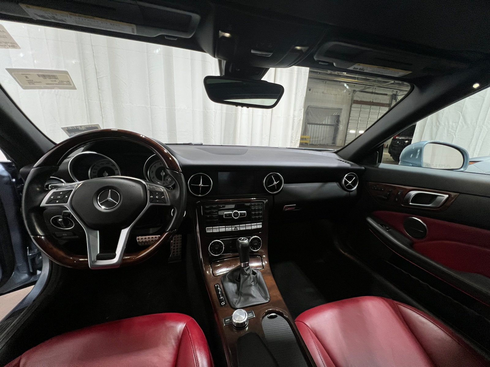 Thumbnail: 2013 Mercedes-Benz SLK - 2