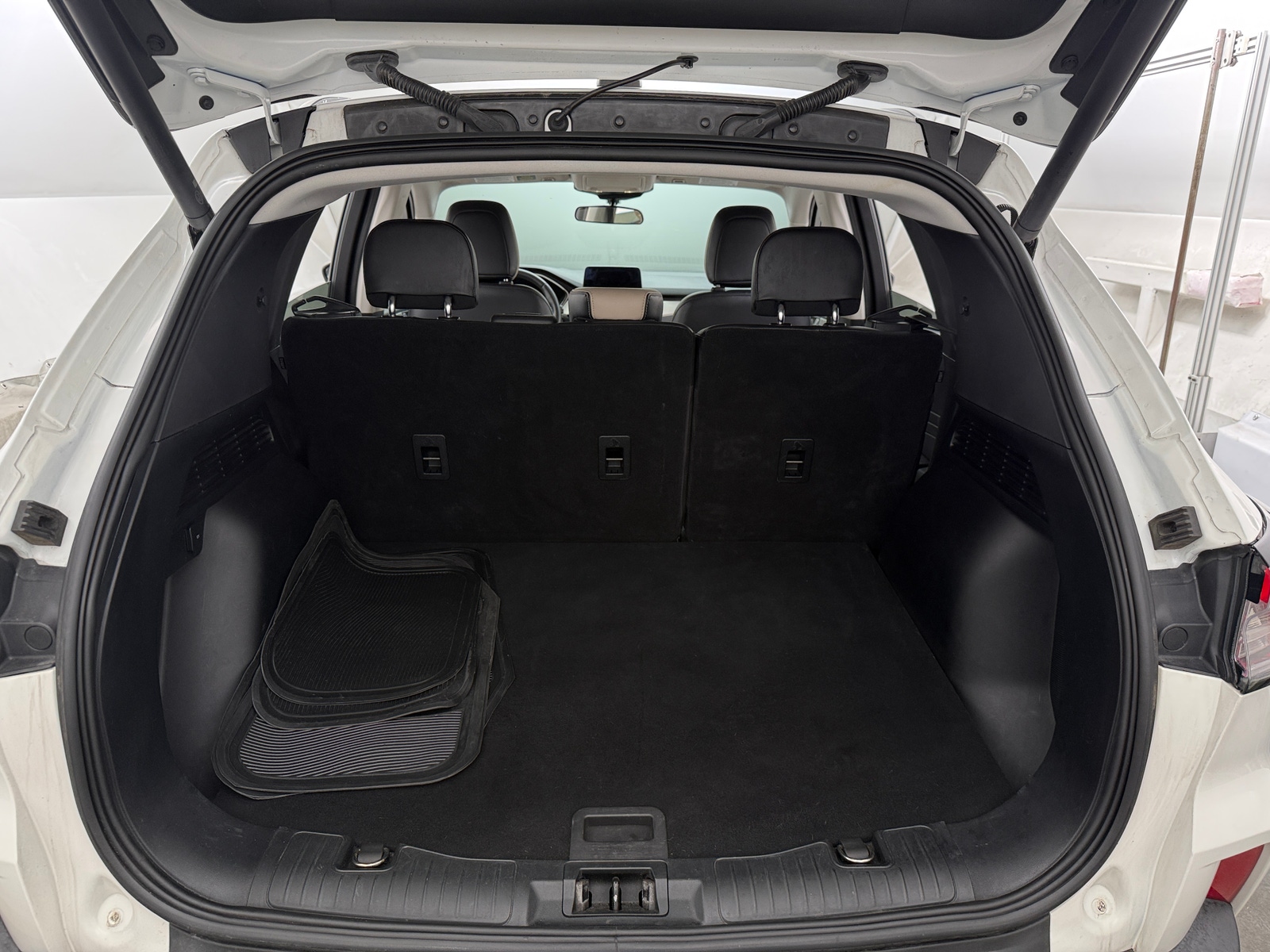 Thumbnail: 2021 Ford Escape - 6