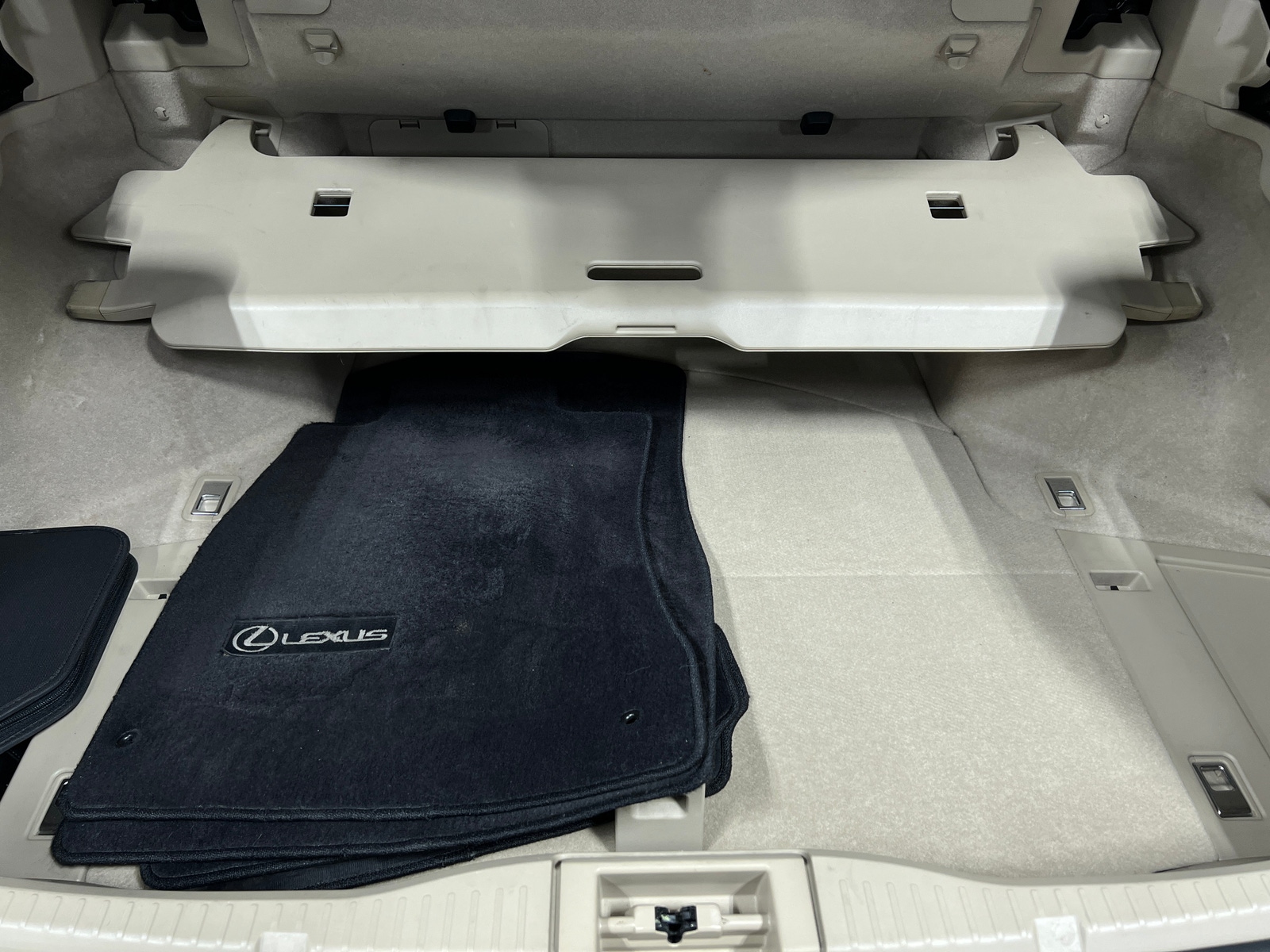 Thumbnail: 2010 Lexus IS - 6