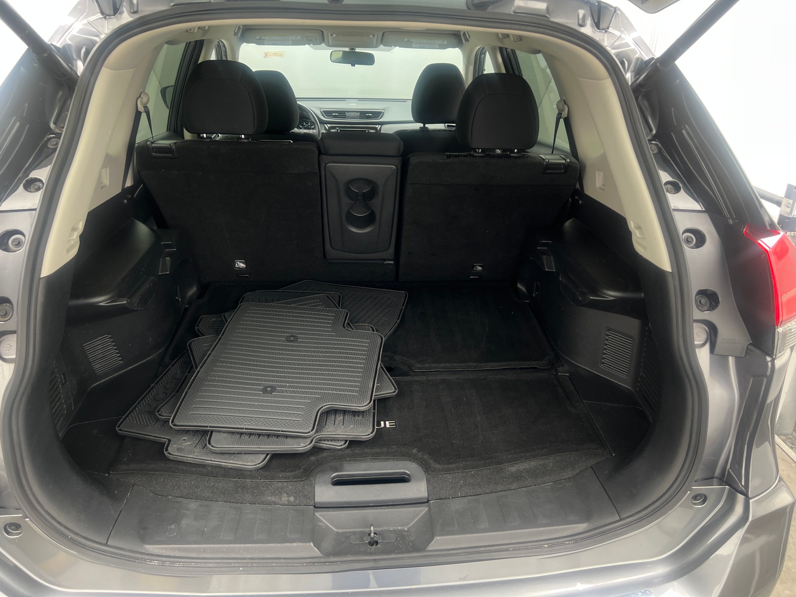 Thumbnail: 2018 Nissan Rogue - 7