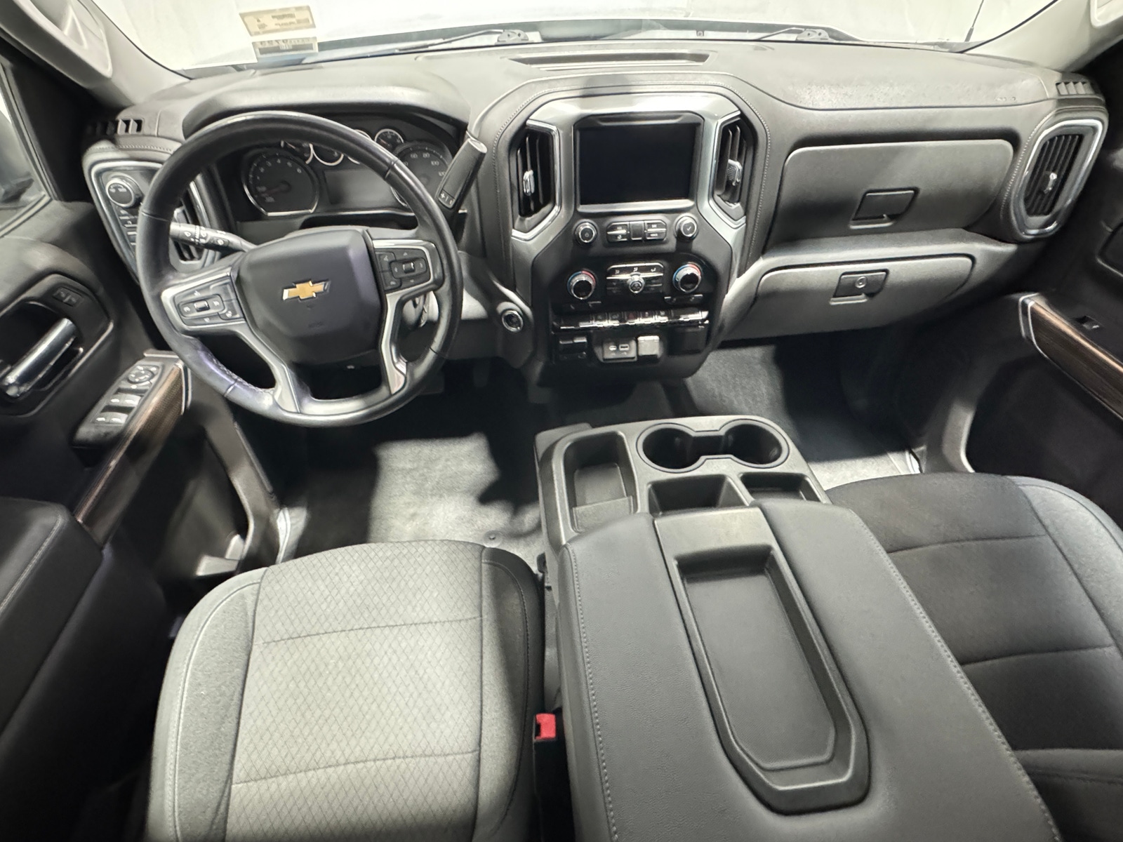 Thumbnail: 2020 Chevrolet Silverado 1500 - 3