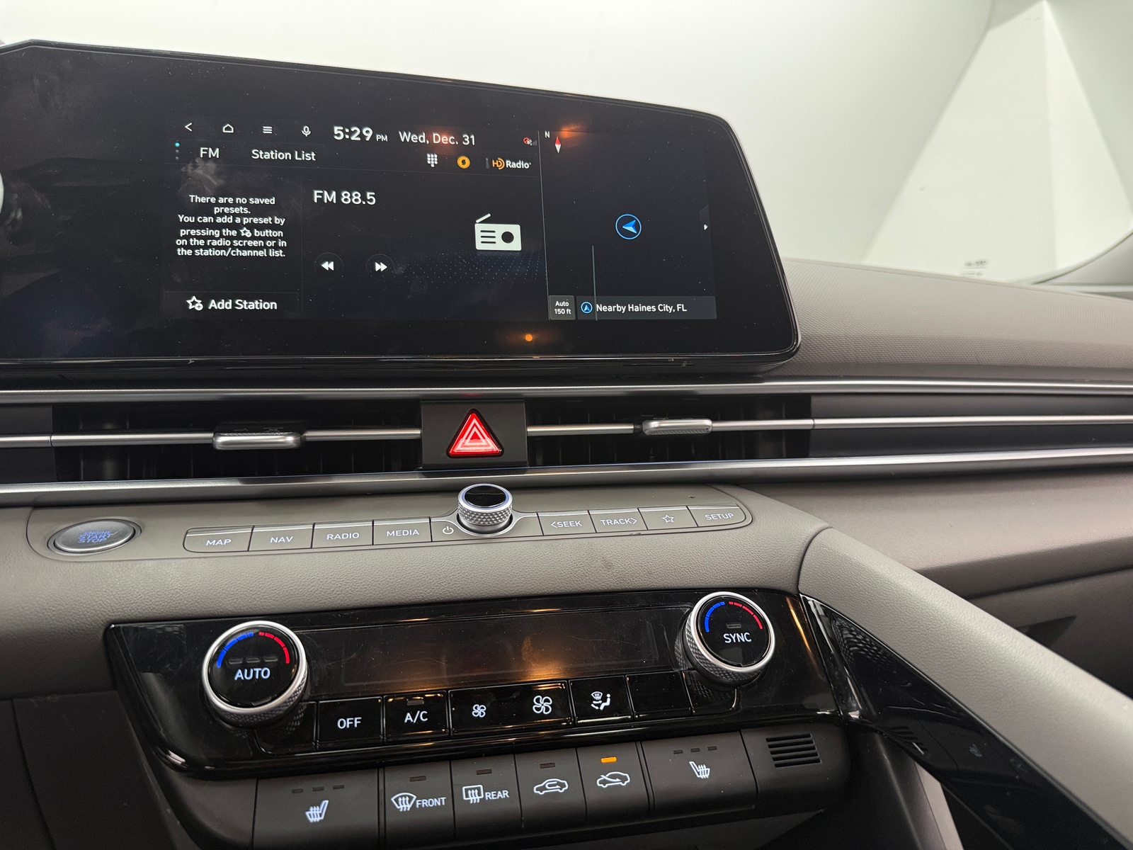 Thumbnail: 2025 Hyundai Elantra - 4