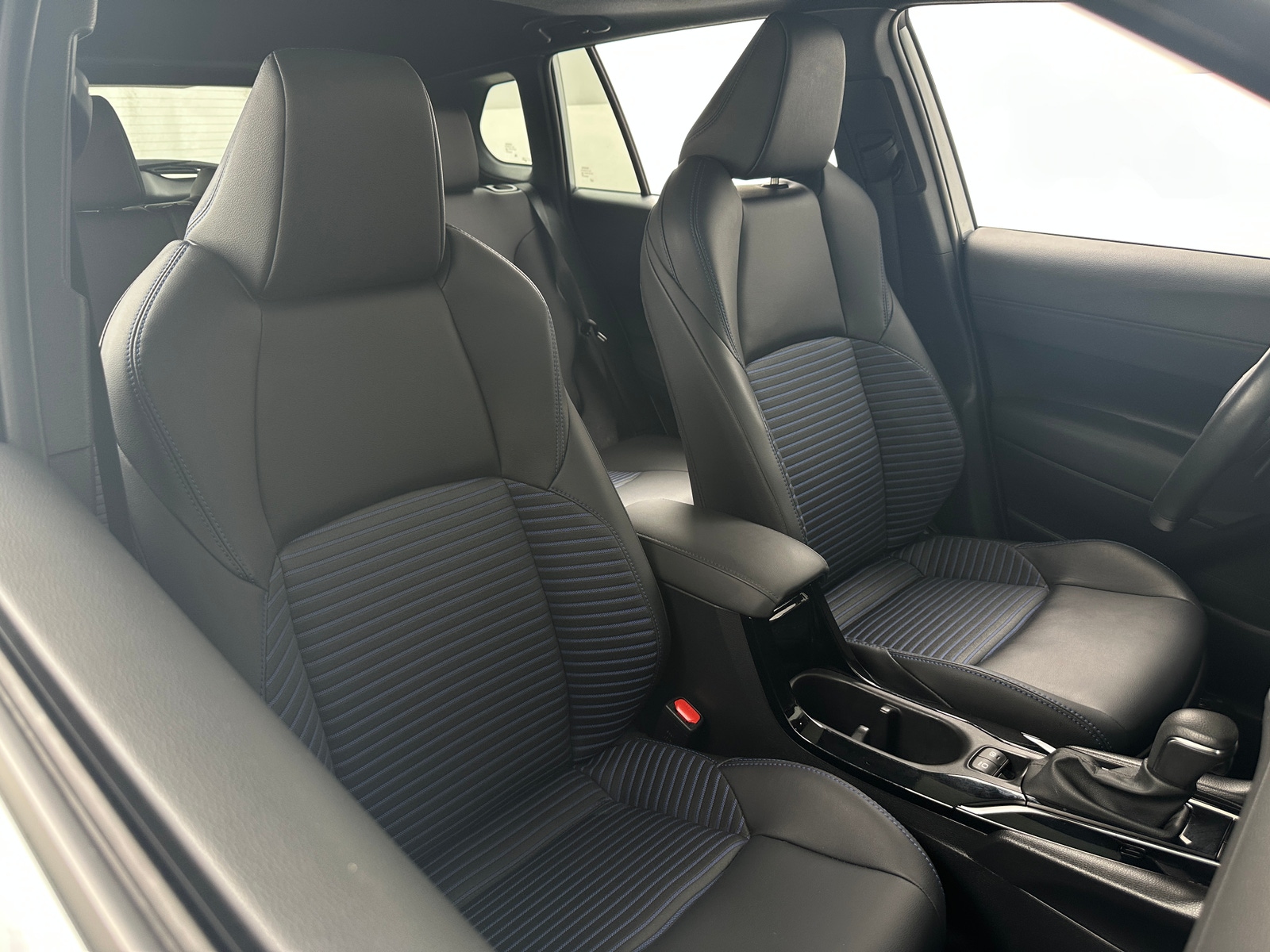 Thumbnail: 2024 Toyota Corolla Cross - 2