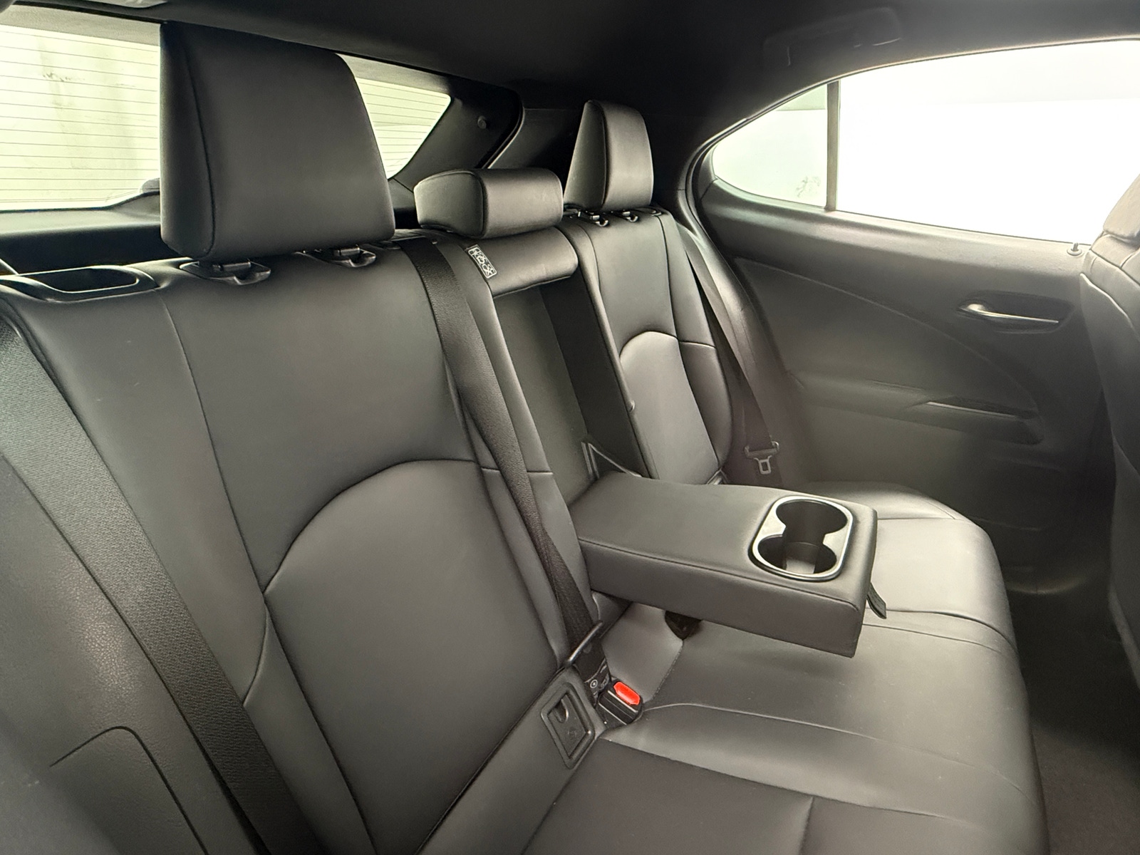 Thumbnail: 2019 Lexus UX - 5