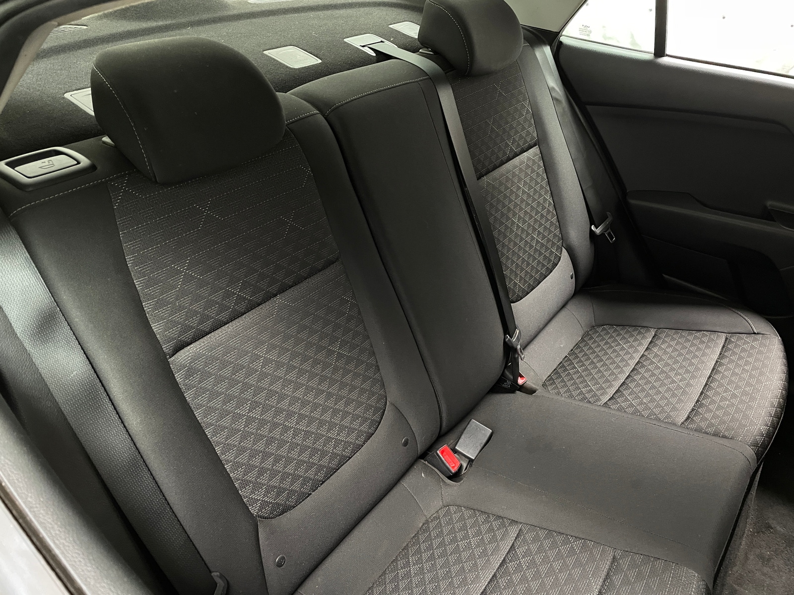 Thumbnail: 2022 Kia Rio - 6