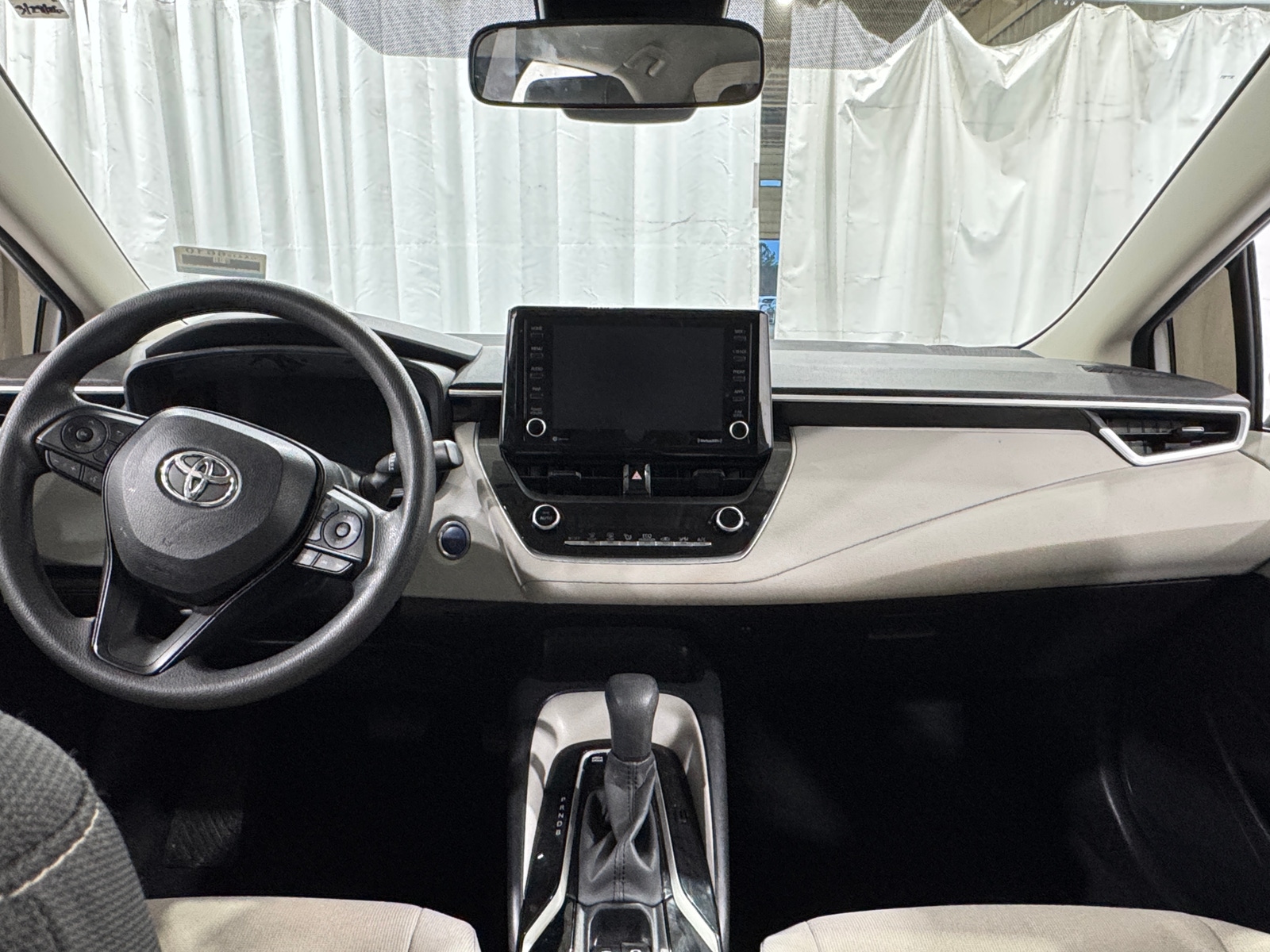 Thumbnail: 2022 Toyota Corolla - 3