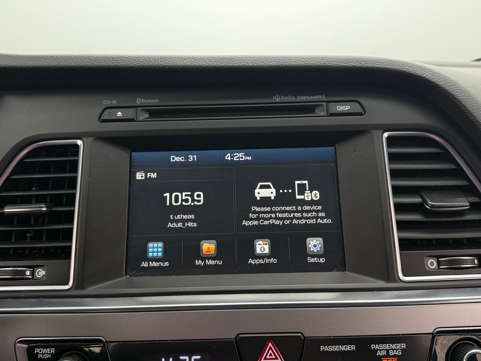 Thumbnail: 2017 Hyundai Sonata - 4