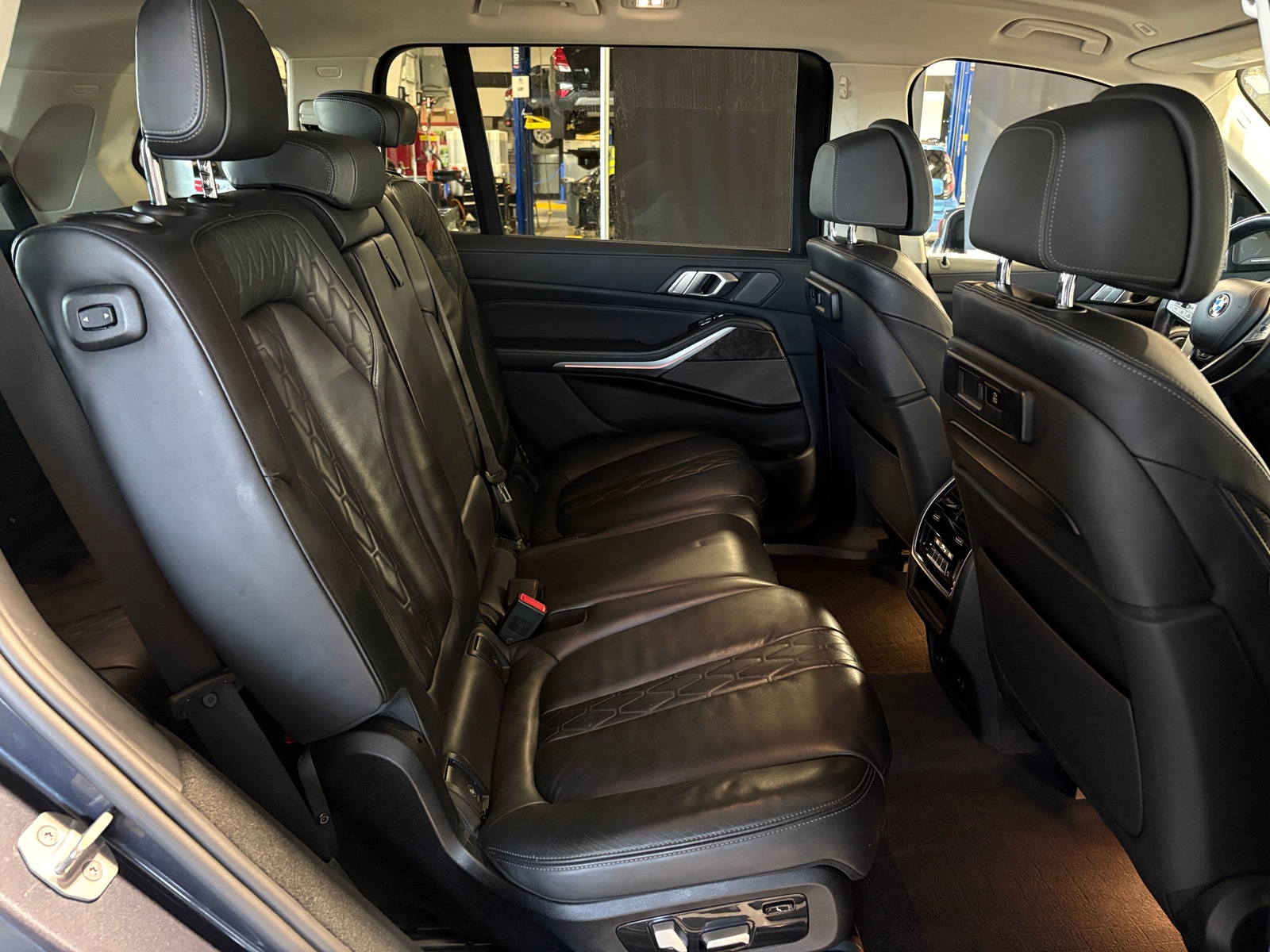 Thumbnail: 2021 BMW X7 - 5