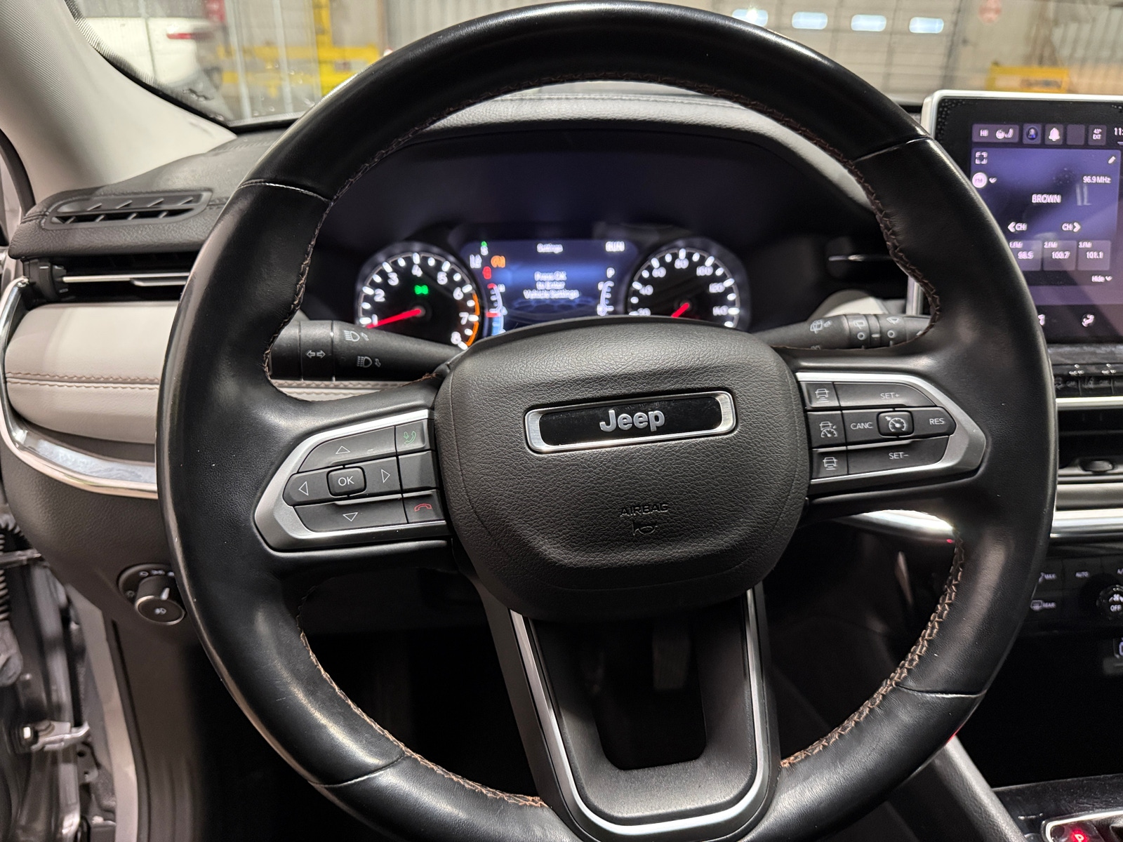 Thumbnail: 2022 Jeep Compass - 4