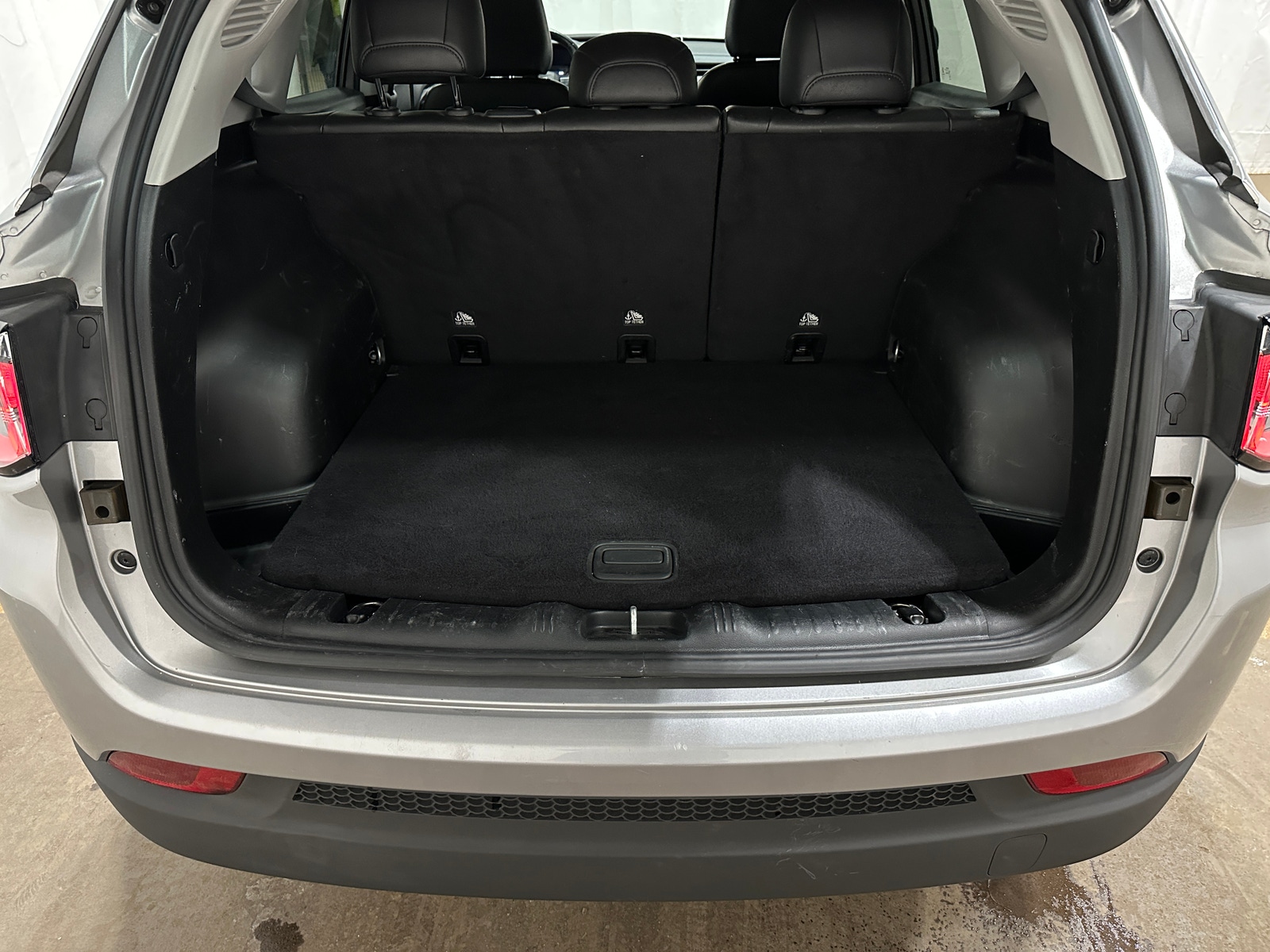 Thumbnail: 2022 Jeep Compass - 6