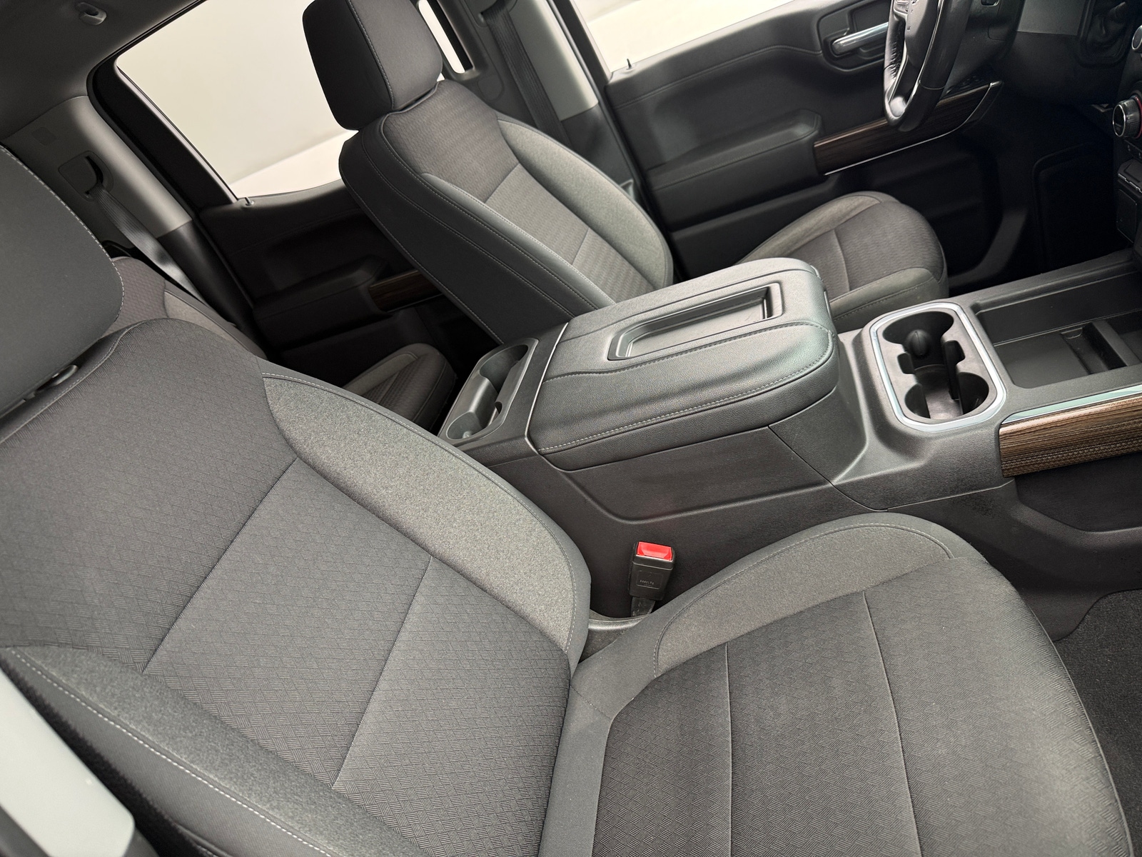 Thumbnail: 2021 Chevrolet Silverado 1500 - 2