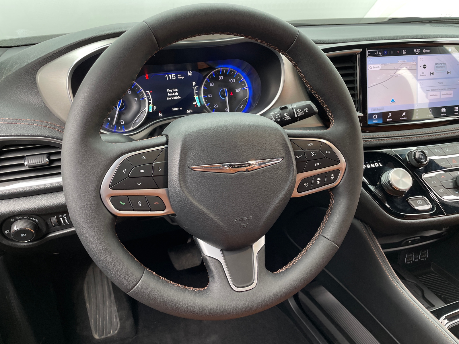 Thumbnail: 2025 Chrysler Pacifica - 4