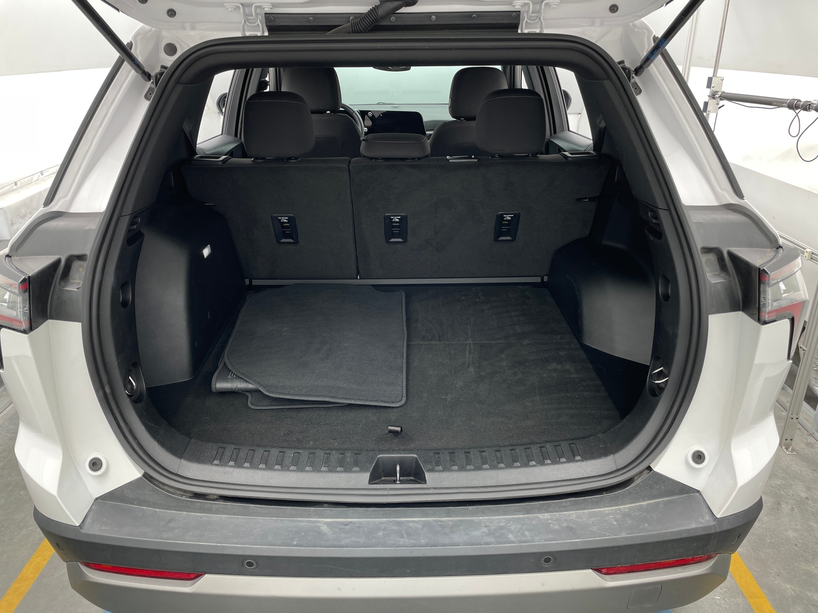 Thumbnail: 2025 Chevrolet Equinox - 7