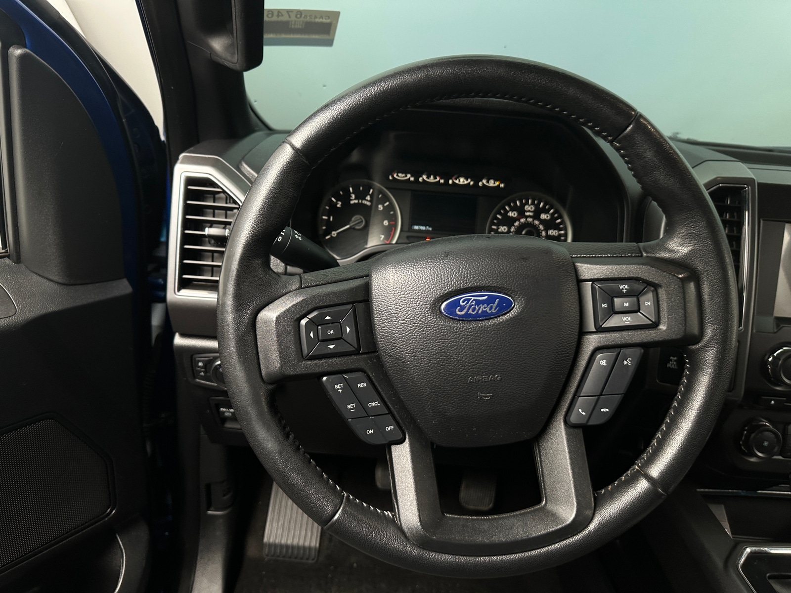 Thumbnail: 2018 Ford Econoline - 5