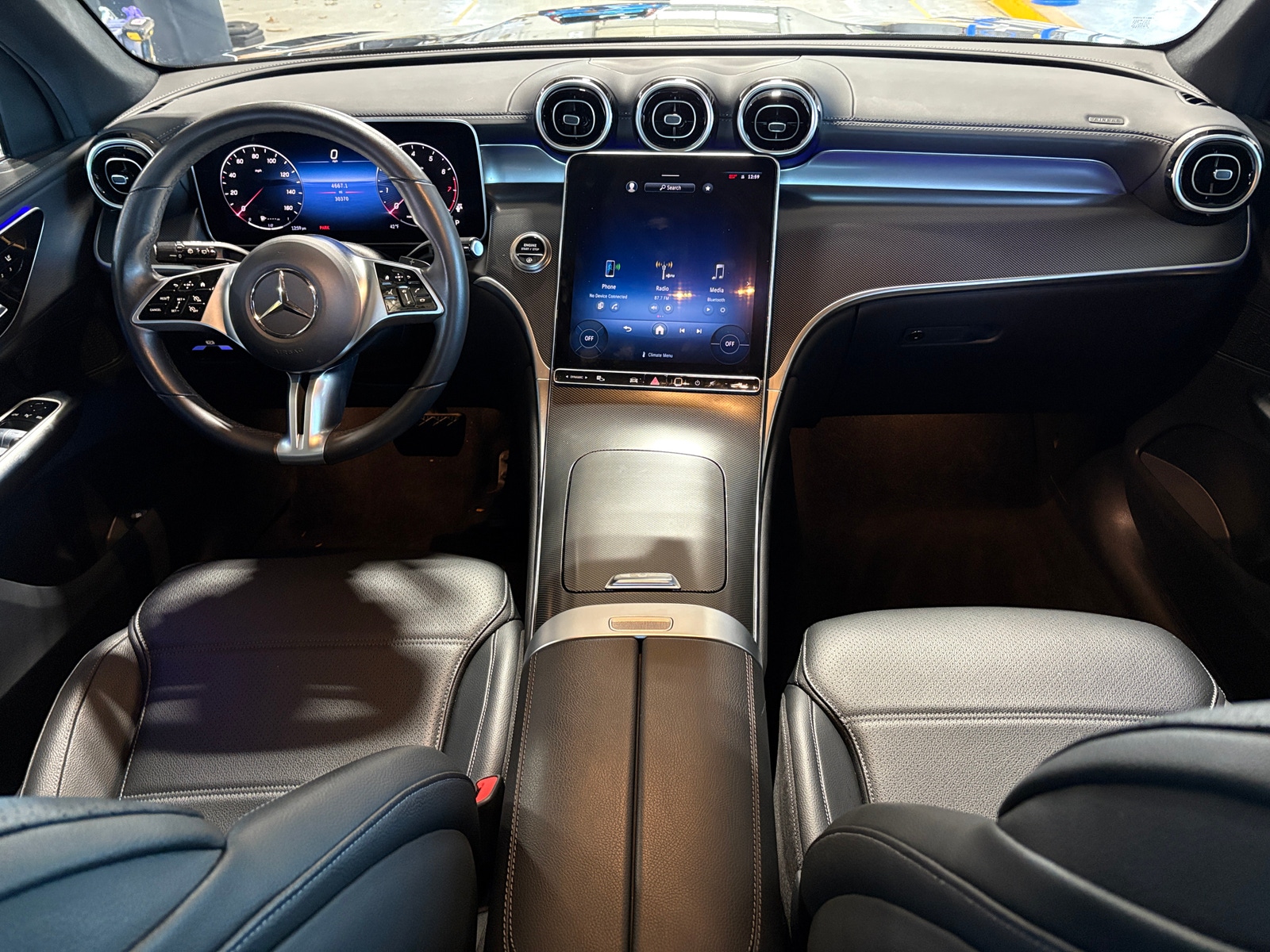 Thumbnail: 2024 Mercedes-Benz GLC - 2