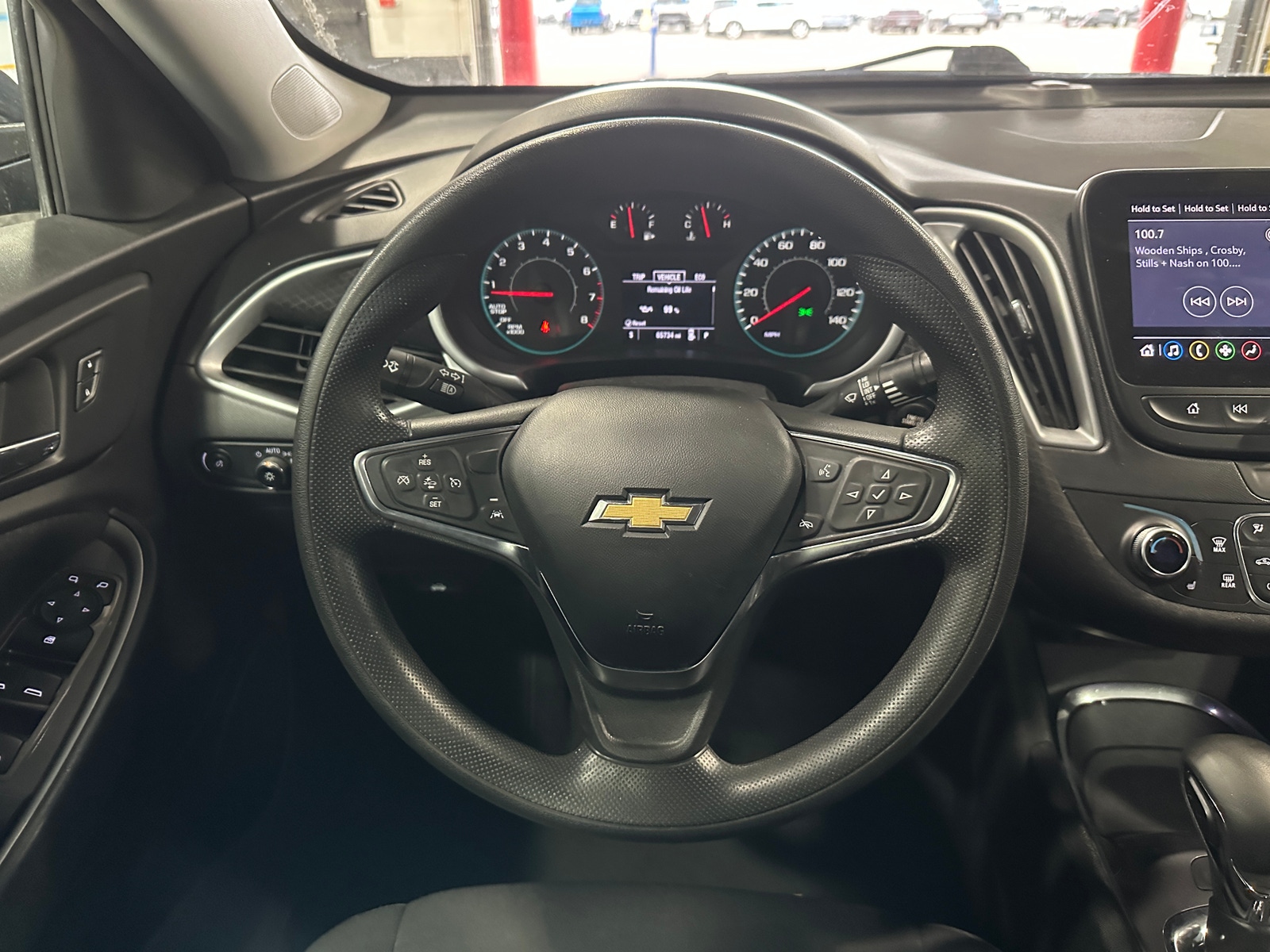 Thumbnail: 2023 Chevrolet Malibu - 5