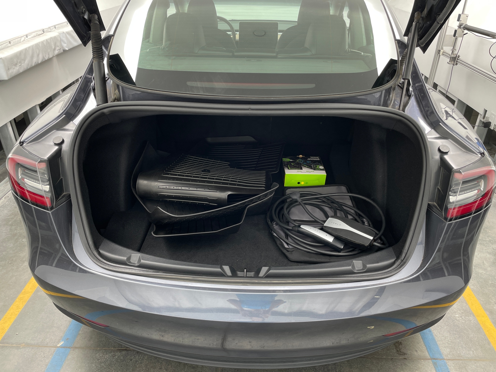 Thumbnail: 2023 Tesla Model 3 - 6