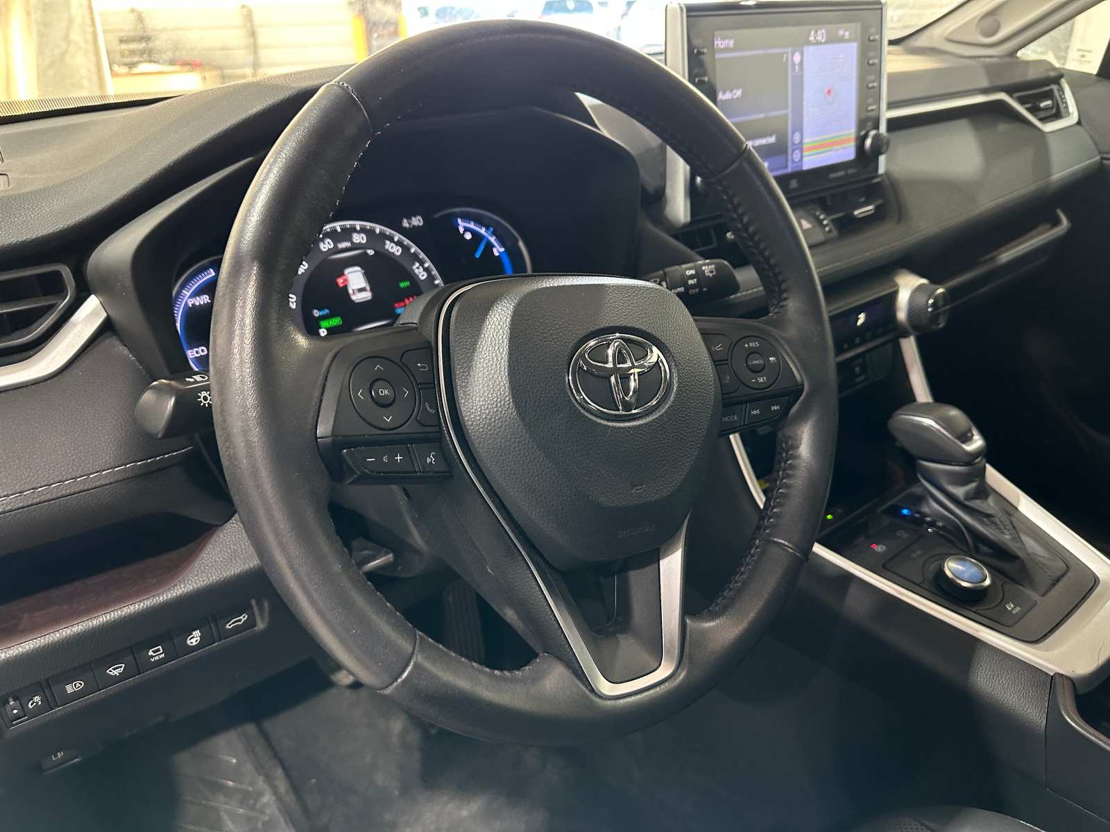 Thumbnail: 2022 Toyota RAV4 - 4