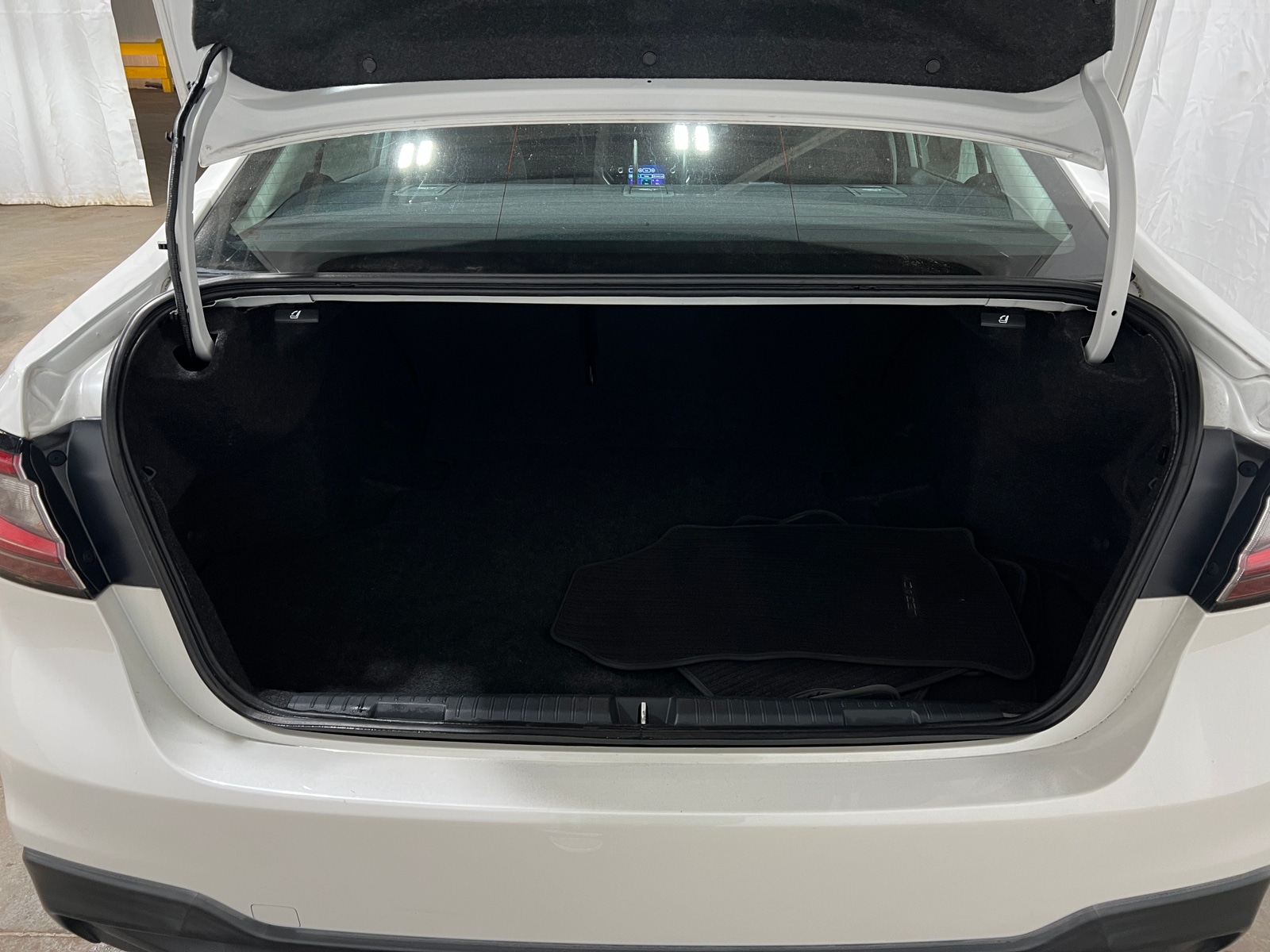 Thumbnail: 2020 Subaru Legacy - 7