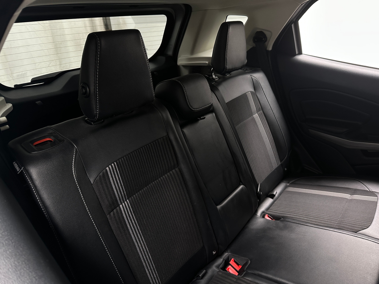 Thumbnail: 2019 Ford EcoSport - 5