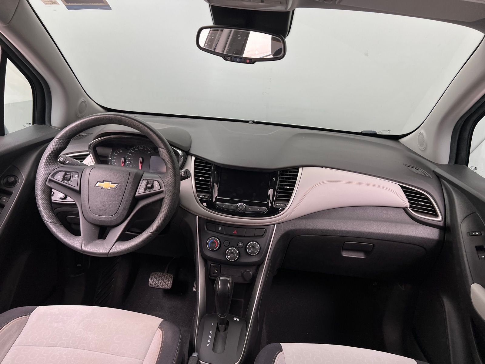 Thumbnail: 2020 Chevrolet Trax - 3