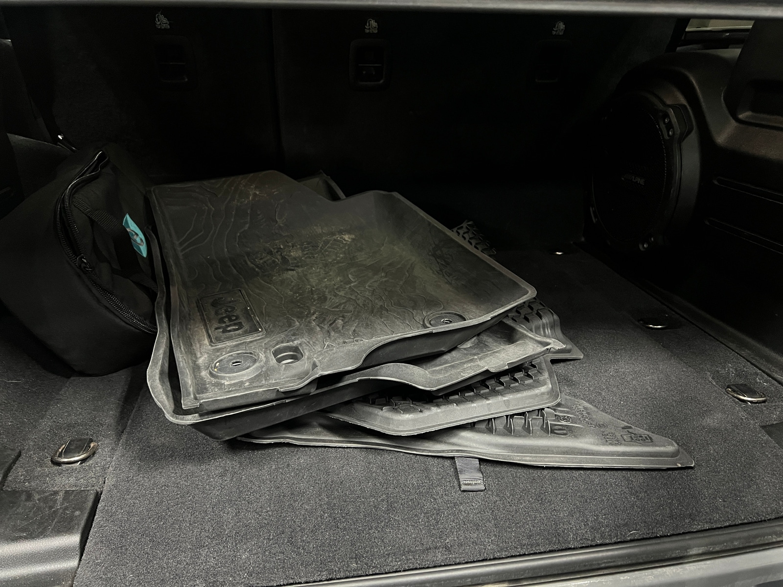 Thumbnail: 2021 Jeep Wrangler - 6