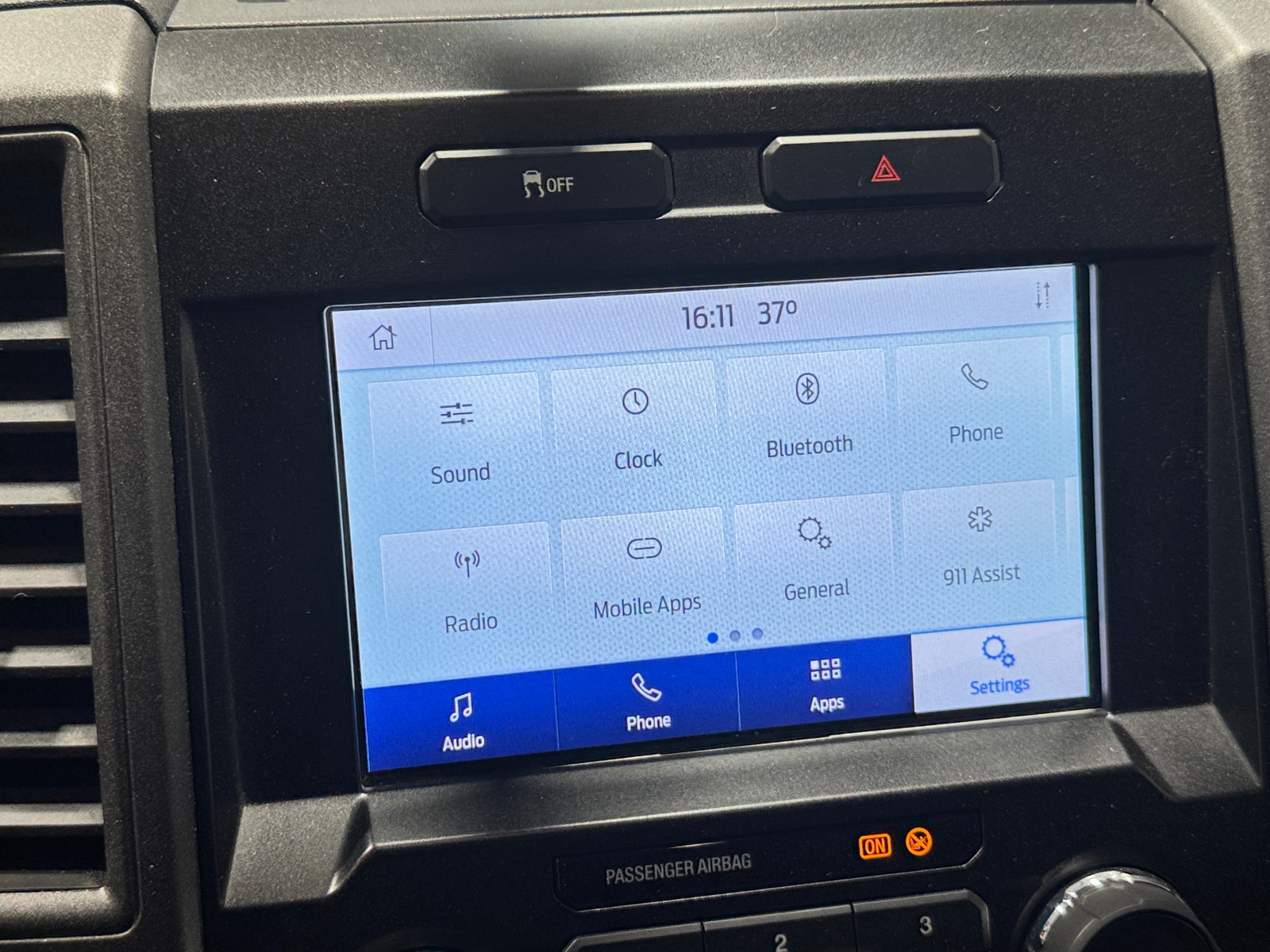 Thumbnail: 2020 Ford Econoline - 4