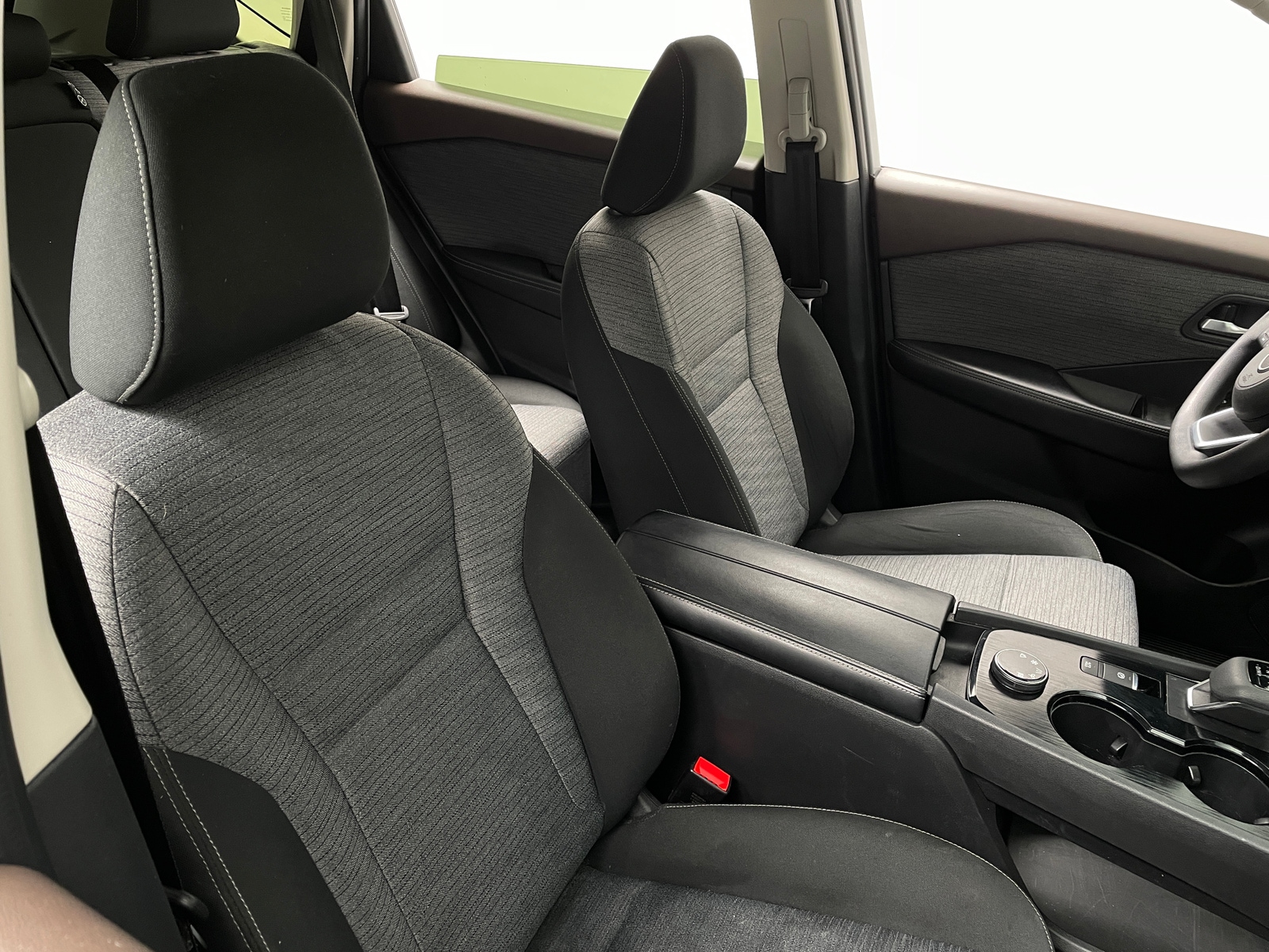 Thumbnail: 2023 Nissan Rogue - 2