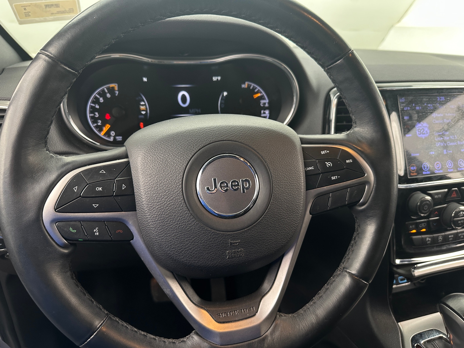 Thumbnail: 2019 Jeep Grand Cherokee - 4