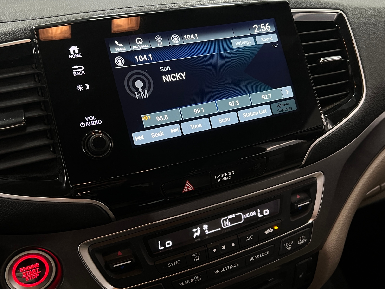 Thumbnail: 2020 Honda Pilot - 3