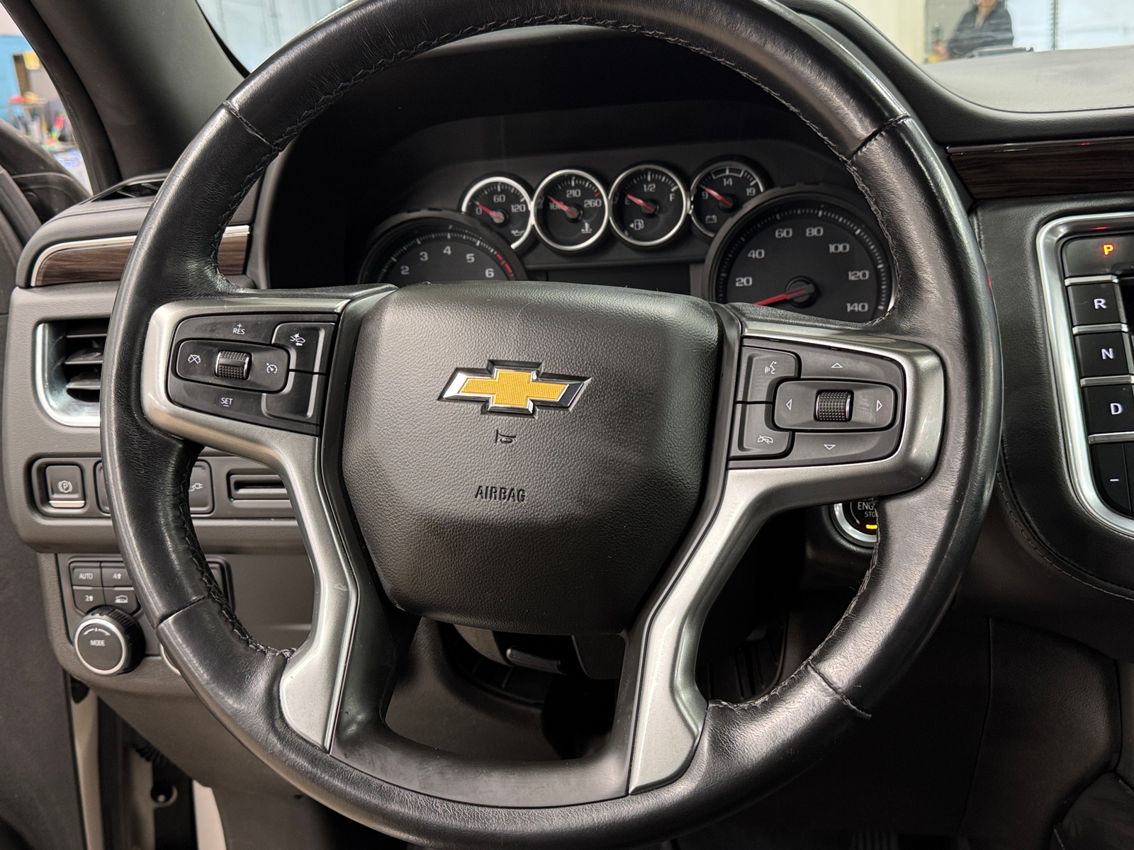 Thumbnail: 2021 Chevrolet Suburban - 4