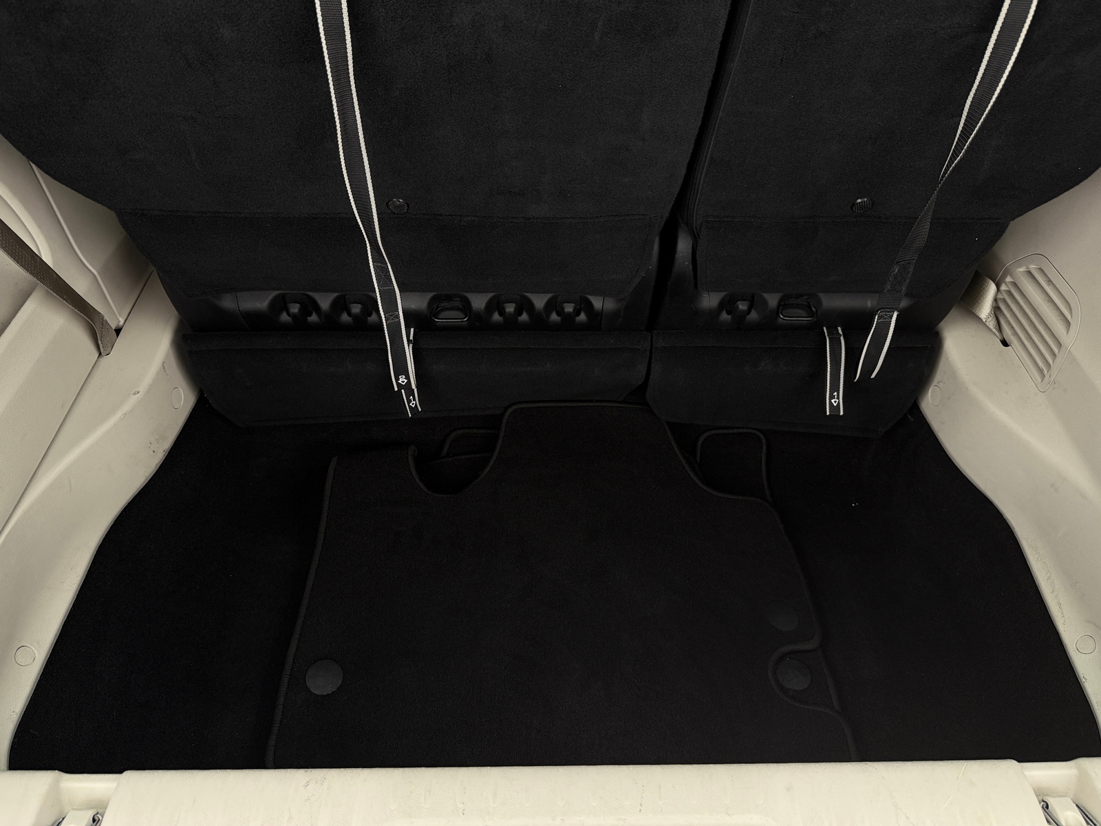 Thumbnail: 2024 Chrysler Pacifica - 6