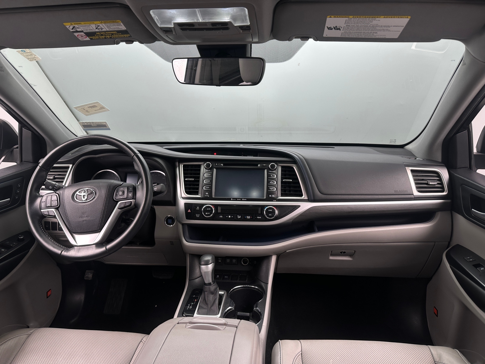 Thumbnail: 2017 Toyota Highlander - 2