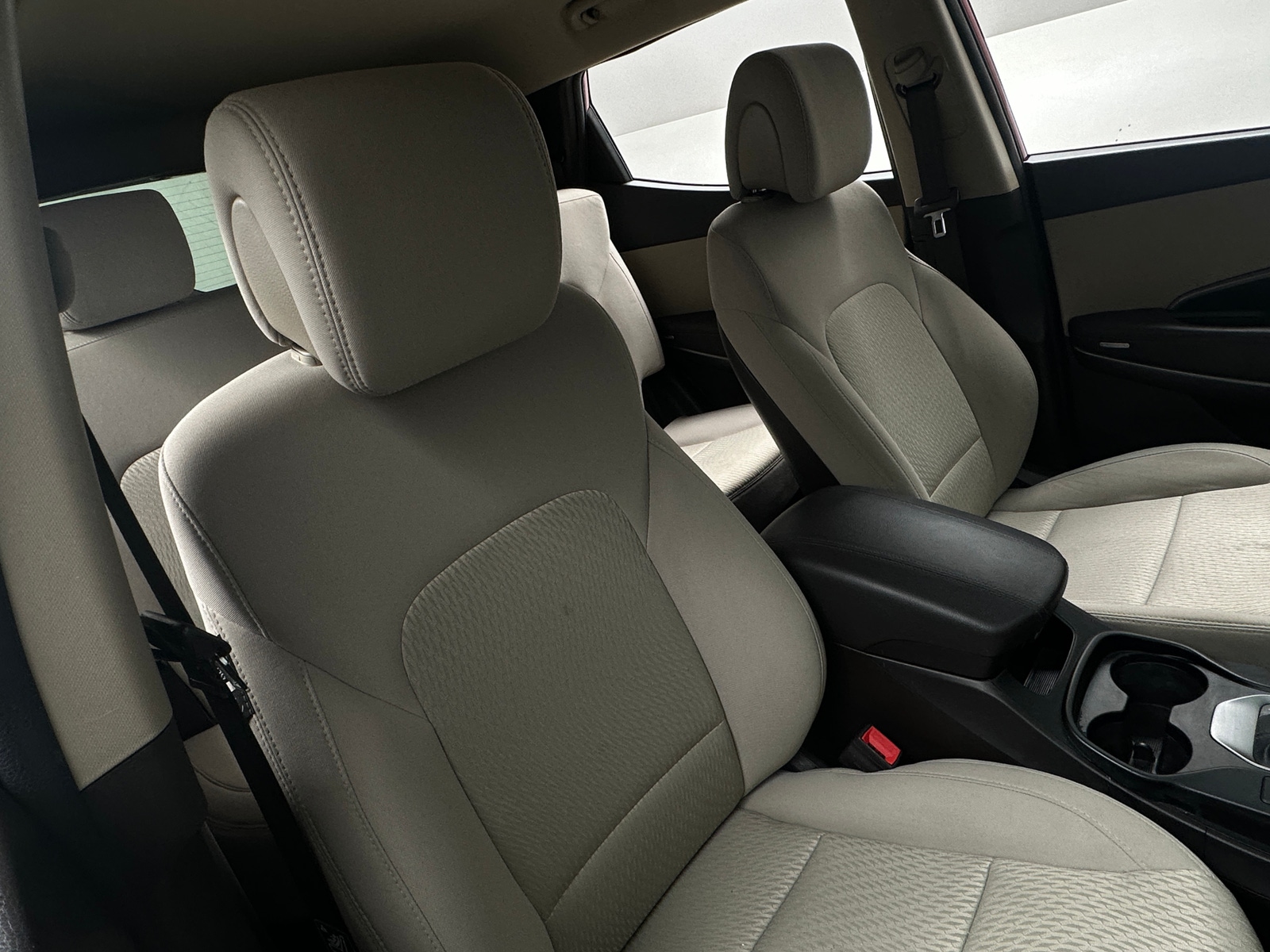 Thumbnail: 2017 Hyundai Santa Fe - 2