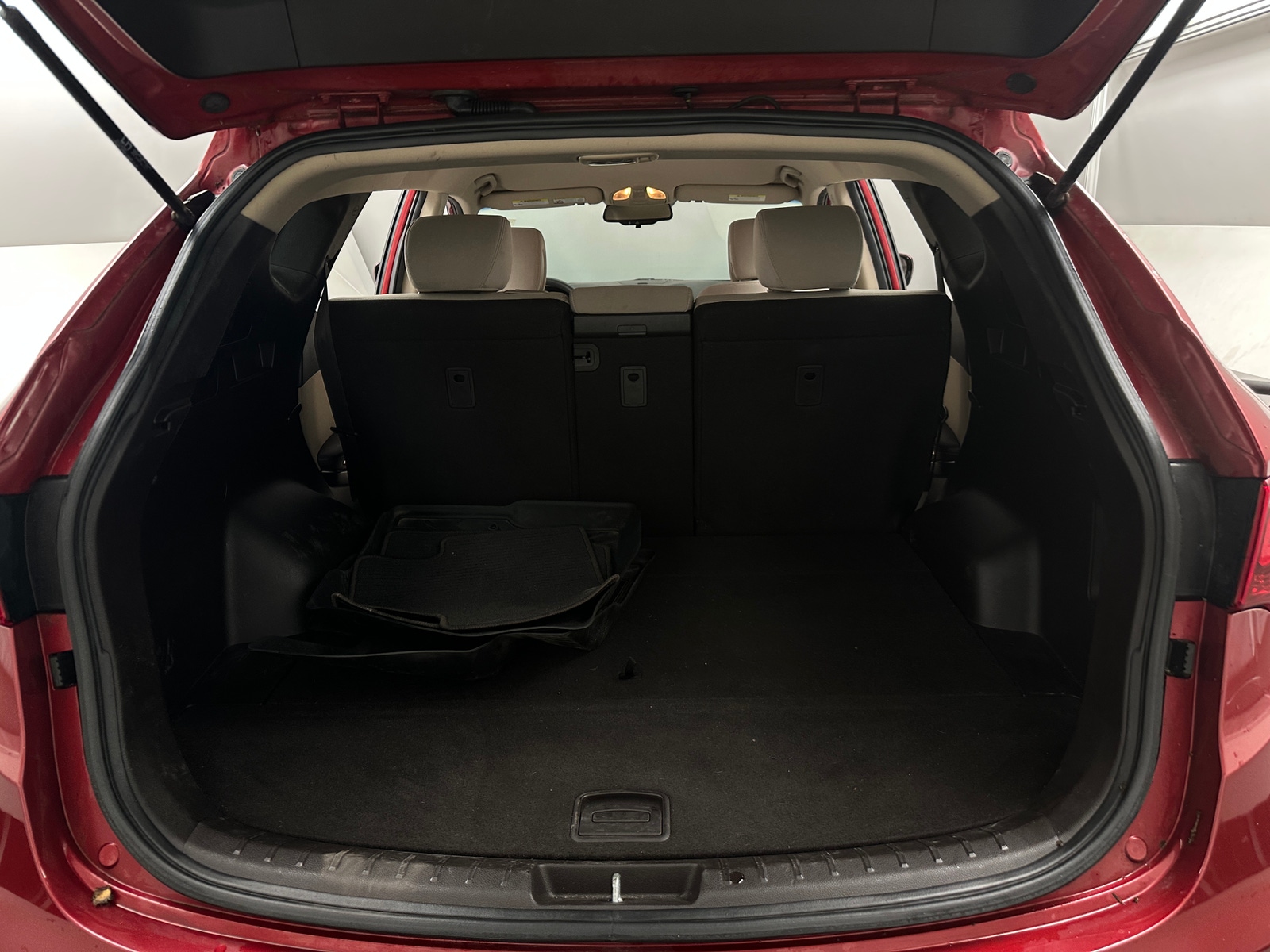 Thumbnail: 2017 Hyundai Santa Fe - 7