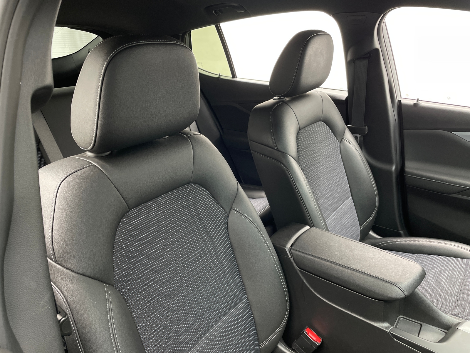 Thumbnail: 2025 Buick Envista - 2