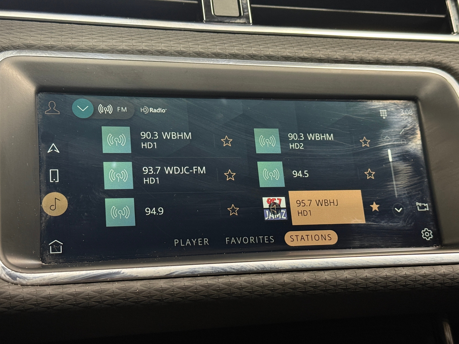 Thumbnail: 2021 Land Rover Range Rover Evoque - 3