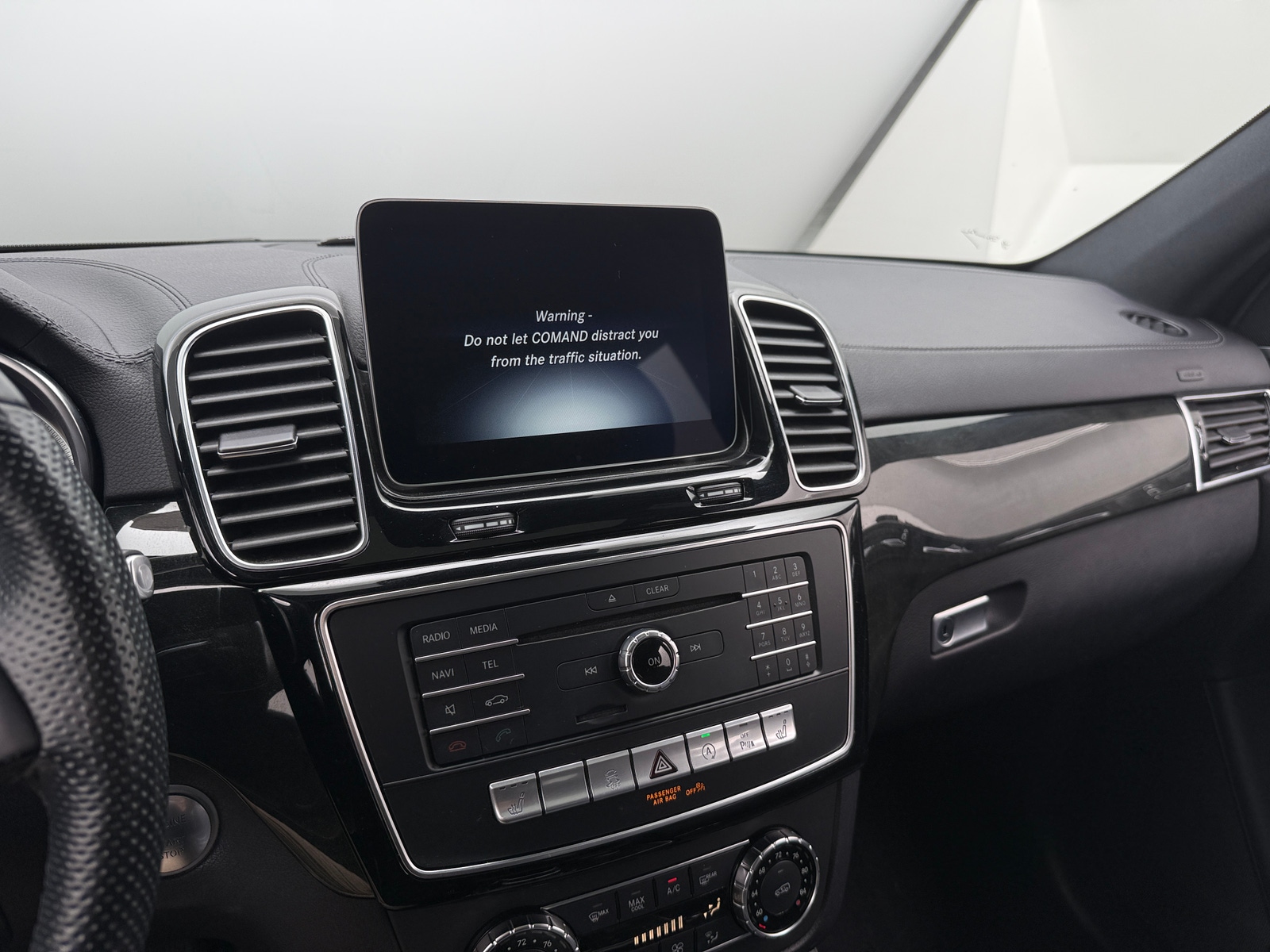 Thumbnail: 2019 Mercedes-Benz GLS - 3