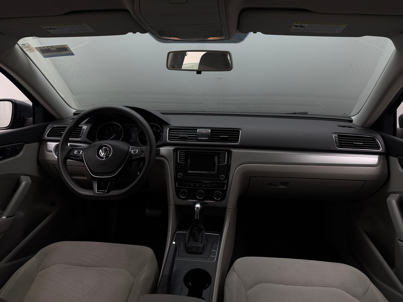 Thumbnail: 2018 Volkswagen Passat - 3