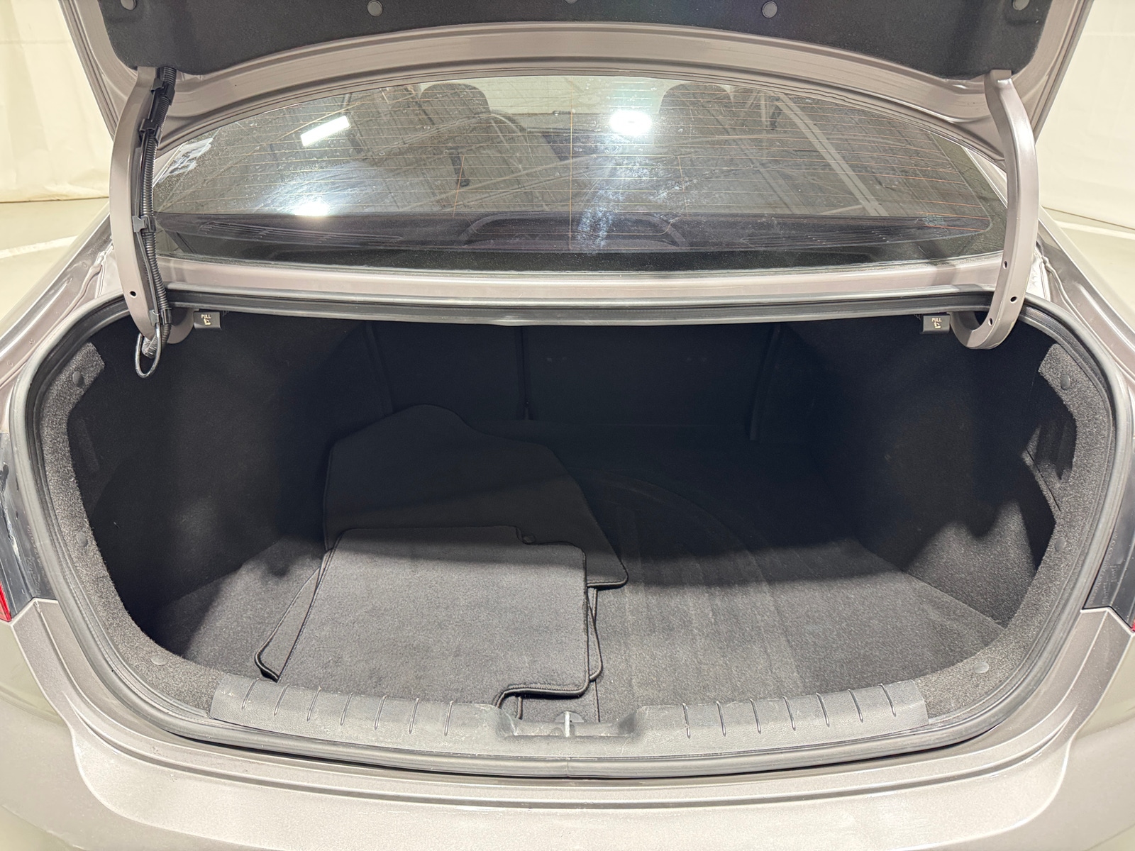 Thumbnail: 2020 Hyundai Elantra - 7