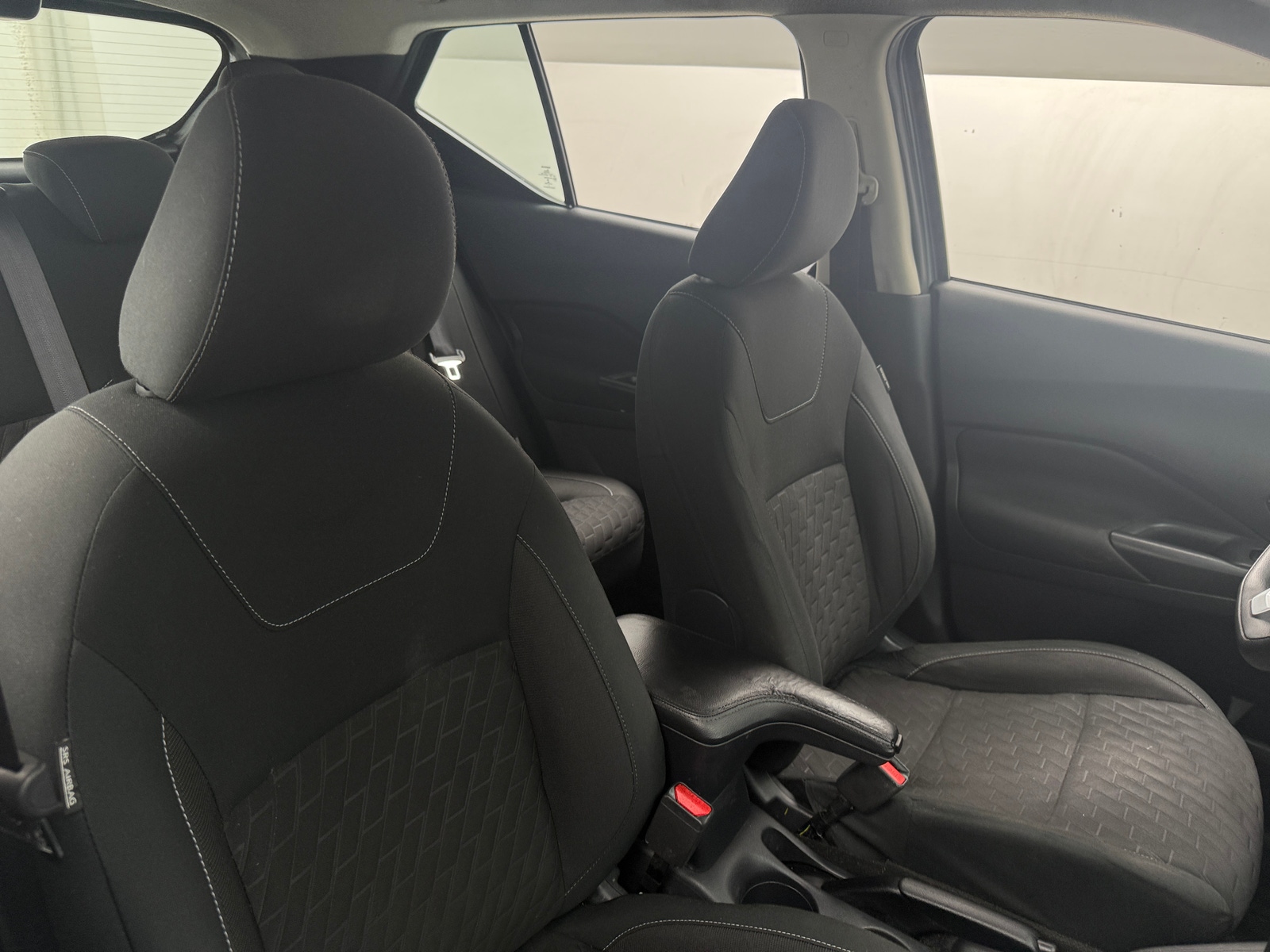 Thumbnail: 2021 Nissan Kicks - 2