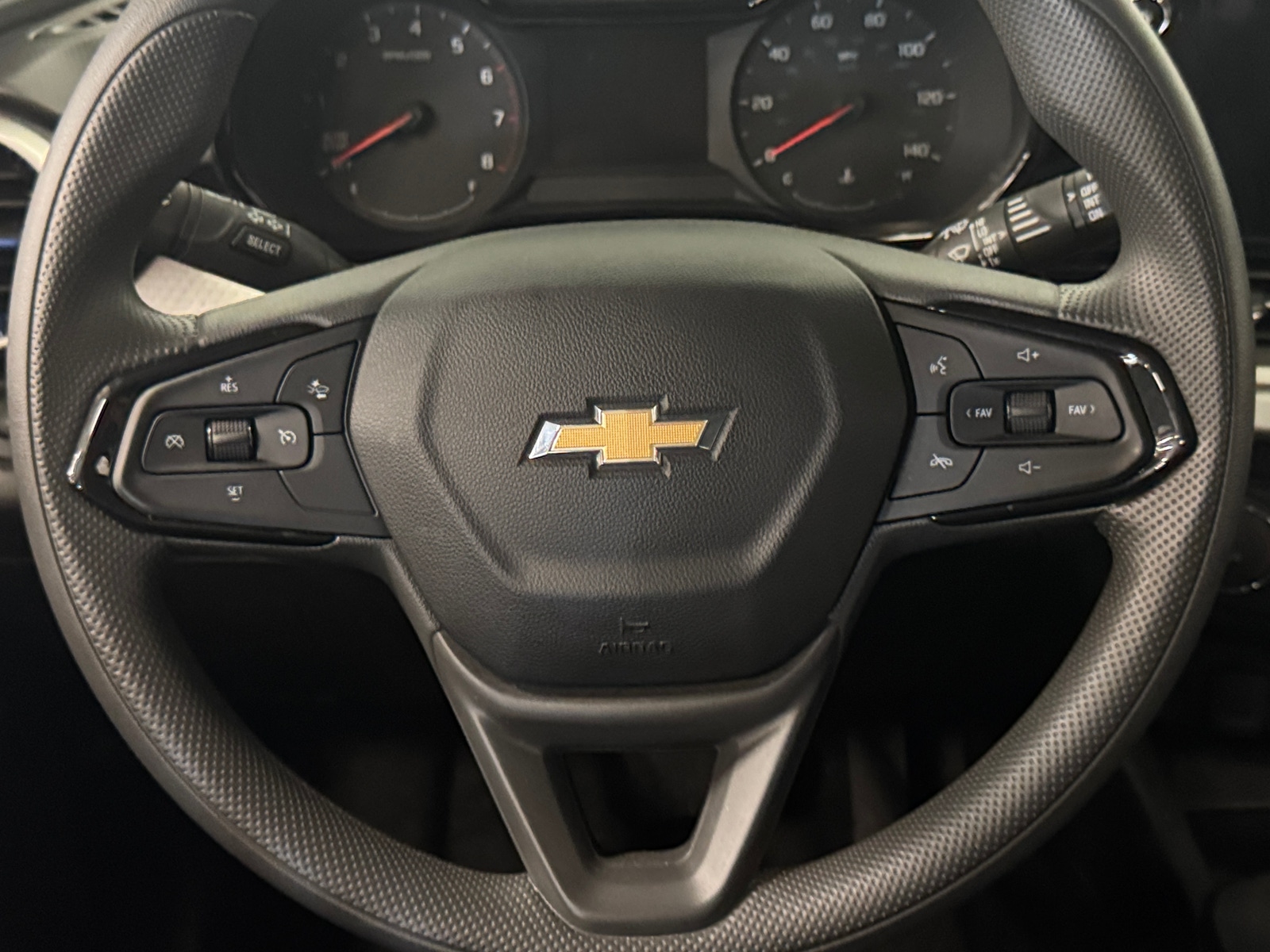 Thumbnail: 2025 Chevrolet Trax - 5