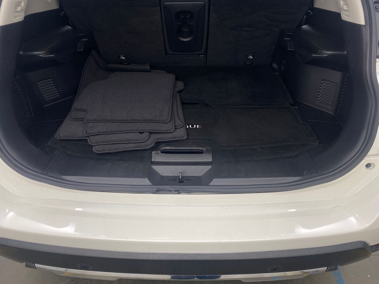 Thumbnail: 2020 Nissan Rogue - 7