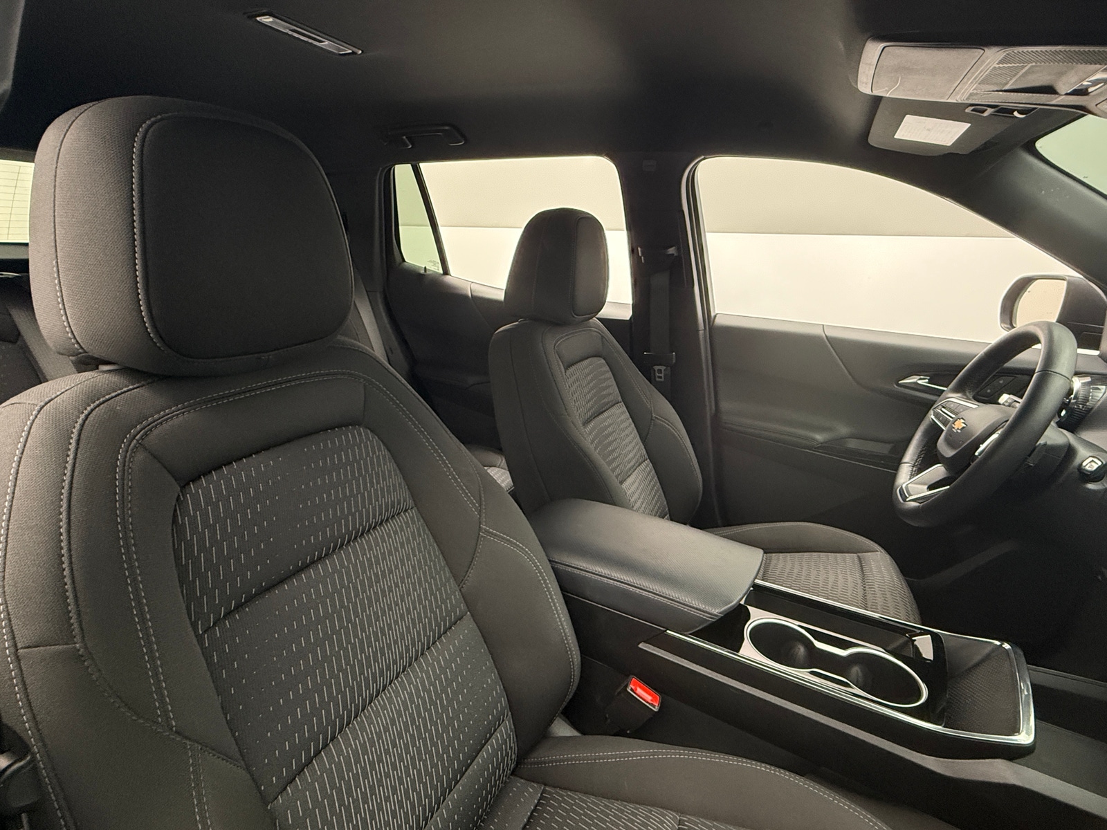 Thumbnail: 2025 Chevrolet Equinox - 2