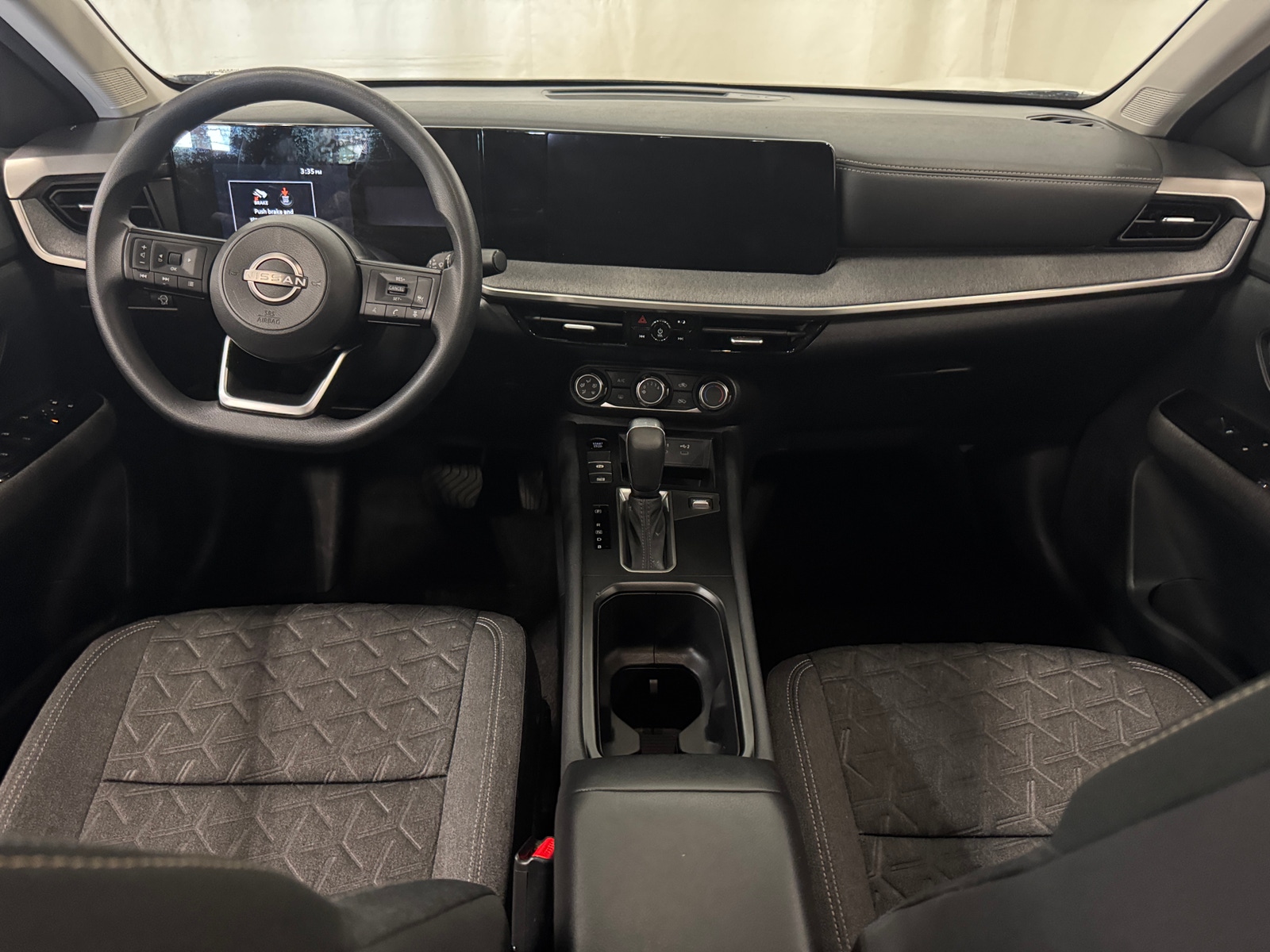 Thumbnail: 2025 Nissan Kicks - 3