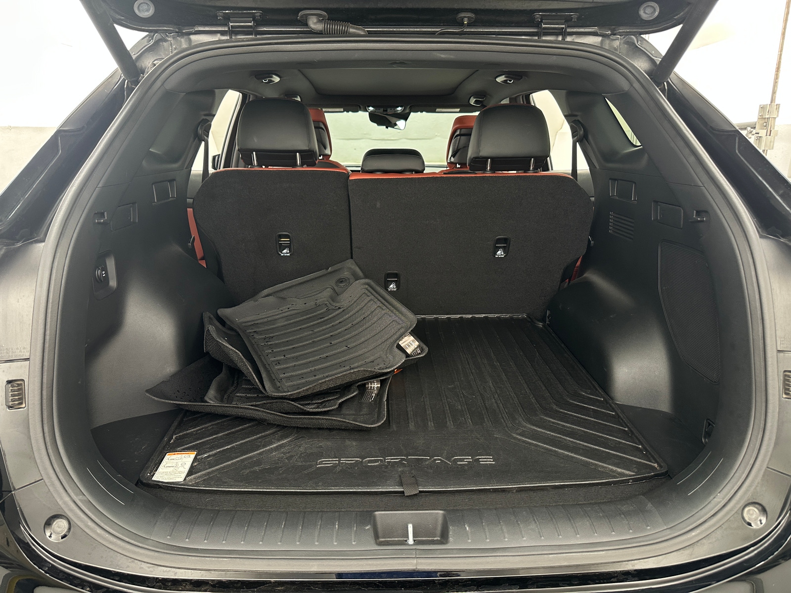 Thumbnail: 2023 Kia Sportage - 6